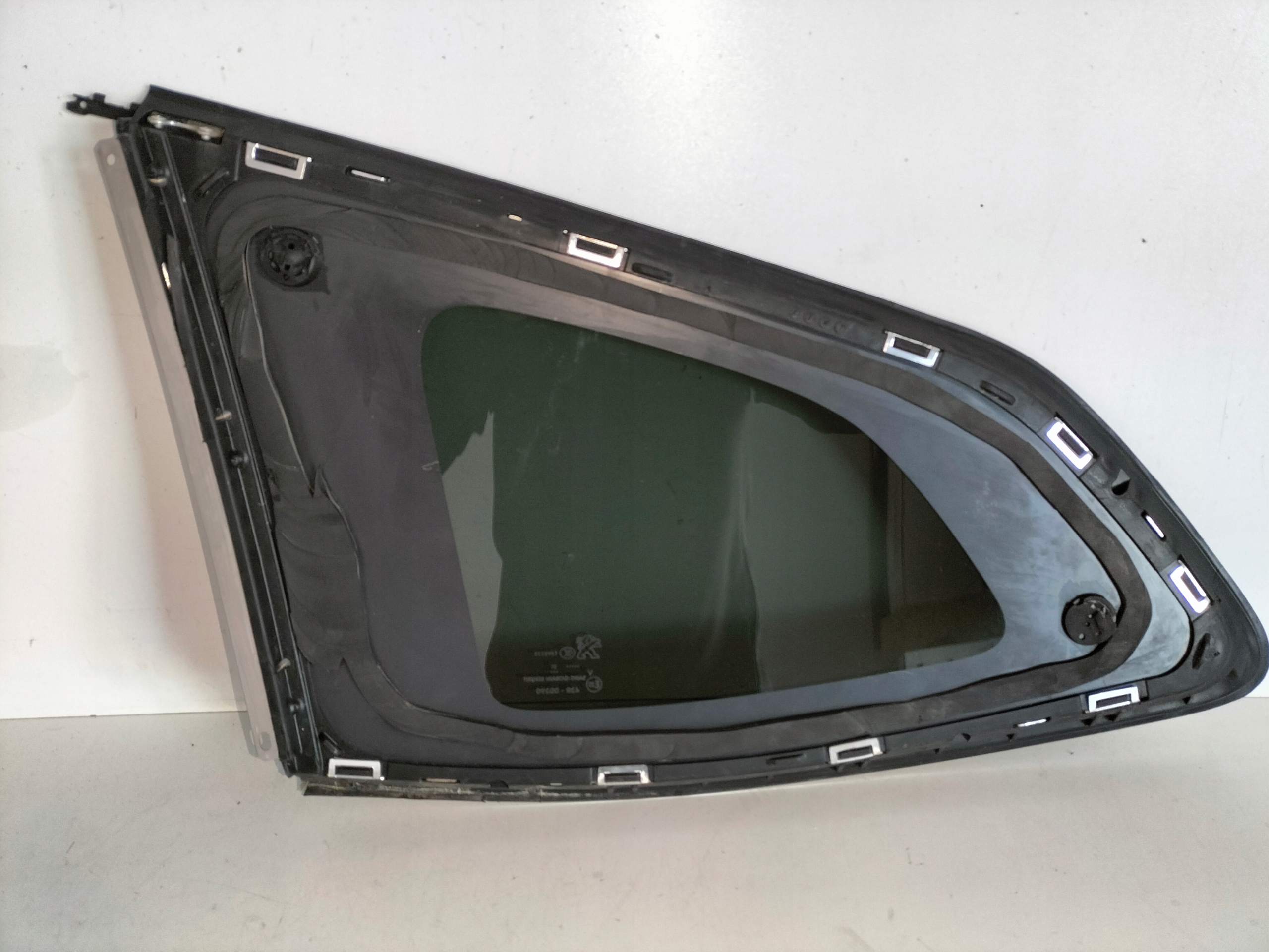 SKLO KAROSERIE ZADna ZADNA PRAVA PEUGEOT 508 II 18- SW KOMBI