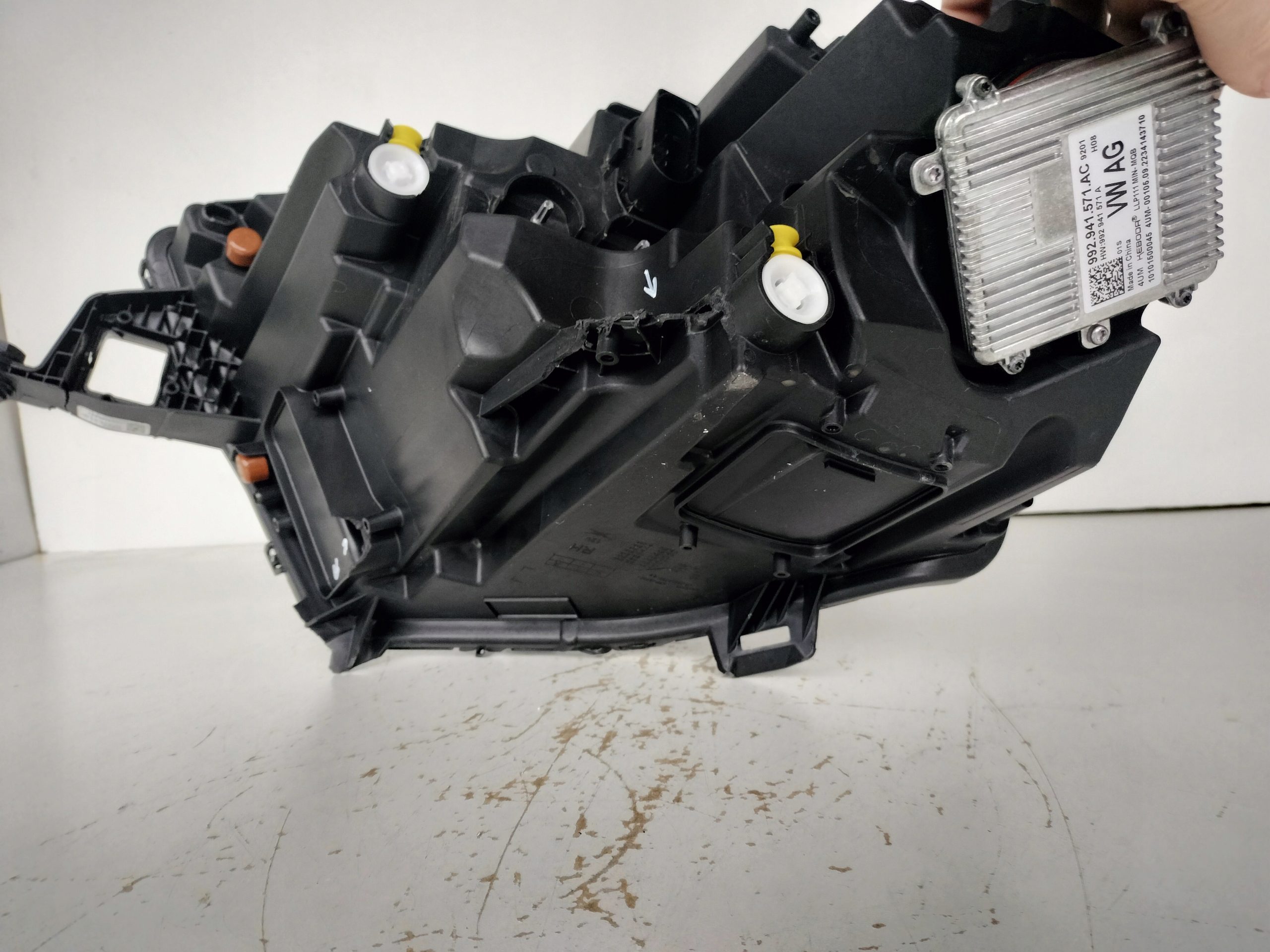 PRAVE PREDNE SVETLO SKODA KAMIQ 658 18- FULL LED