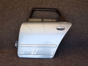 AUDI A4 B7 KOMBI 04-08 LAVE ZADNE DVERE AUDI A4 B7 KOMBI 04-08 LAVE ZADNE DVERE