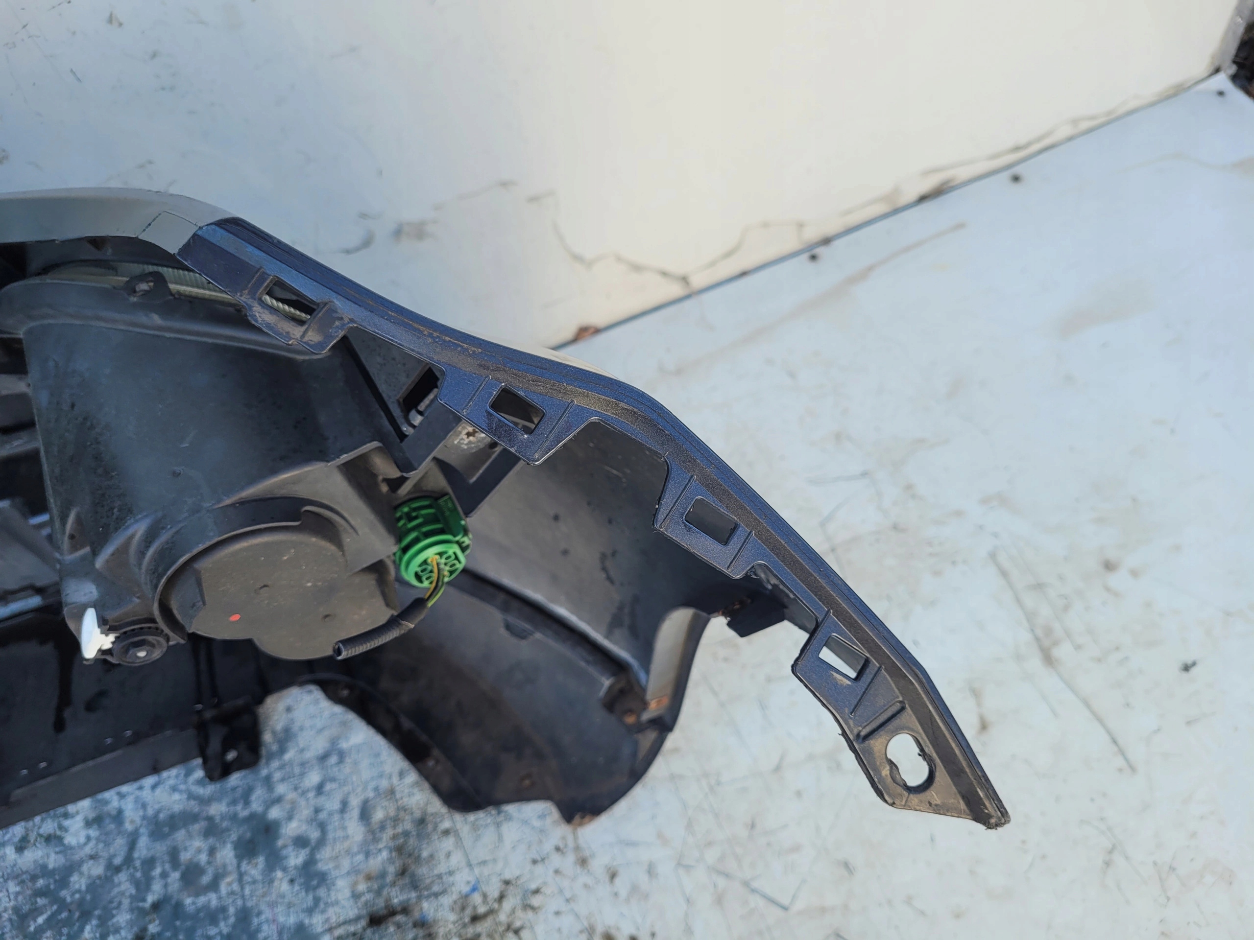 FIAT 500L 500 L PREDNÝ NÁRAZNÍK