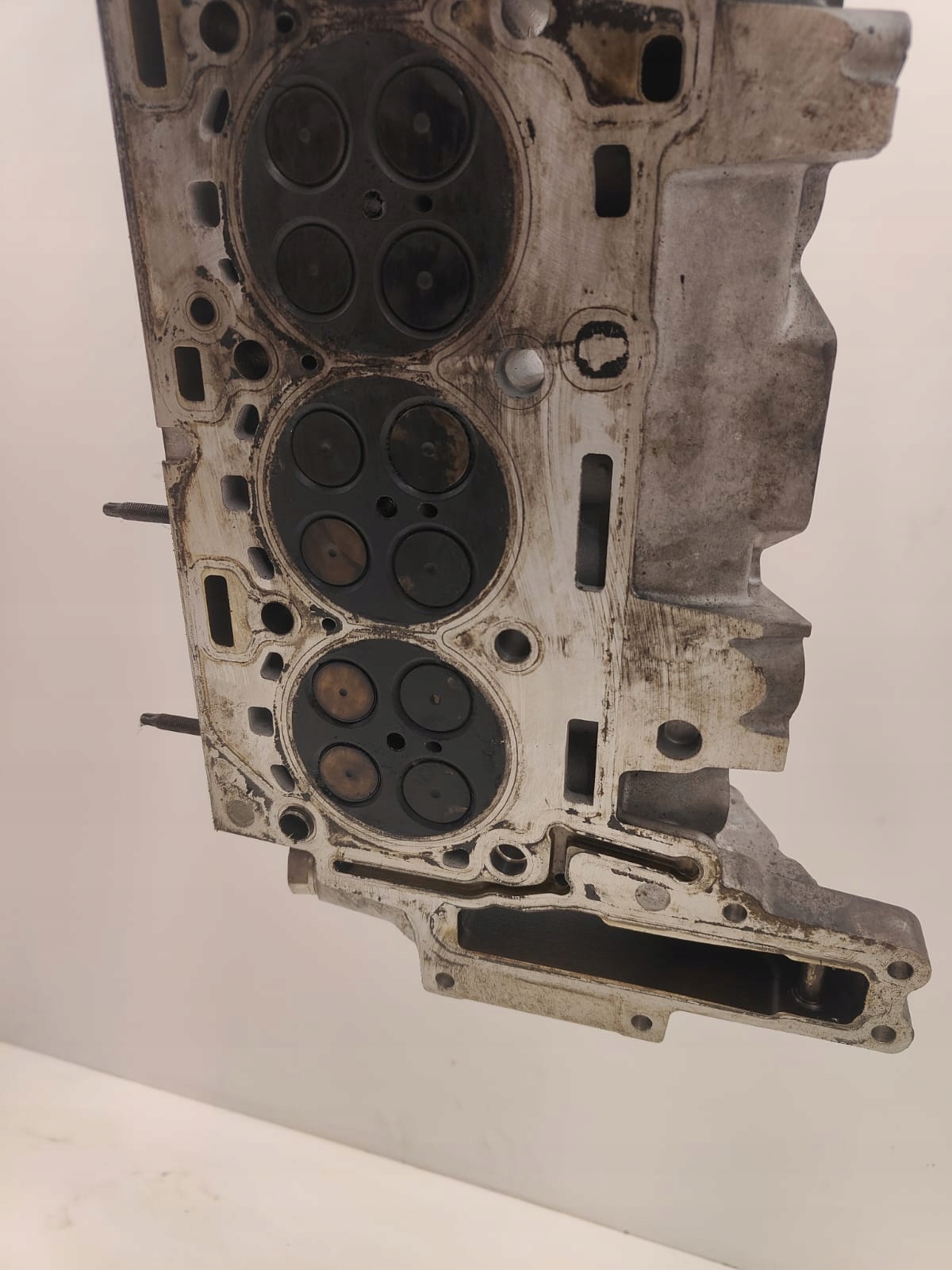 BMW n47 2.0 diesel HLAVA MOTORA VENTILY n47d20a e60 e90 e87 779767807