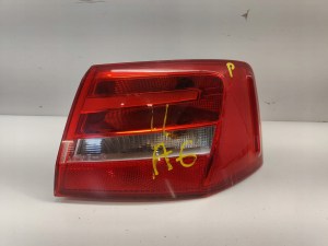 Audi a6 c7 PRAVÉ ZADNÉ SVETLO V BLATNÍKU SEDAN Audi a6 c7 PRAVÉ ZADNÉ SVETLO V BLATNÍKU SEDAN
