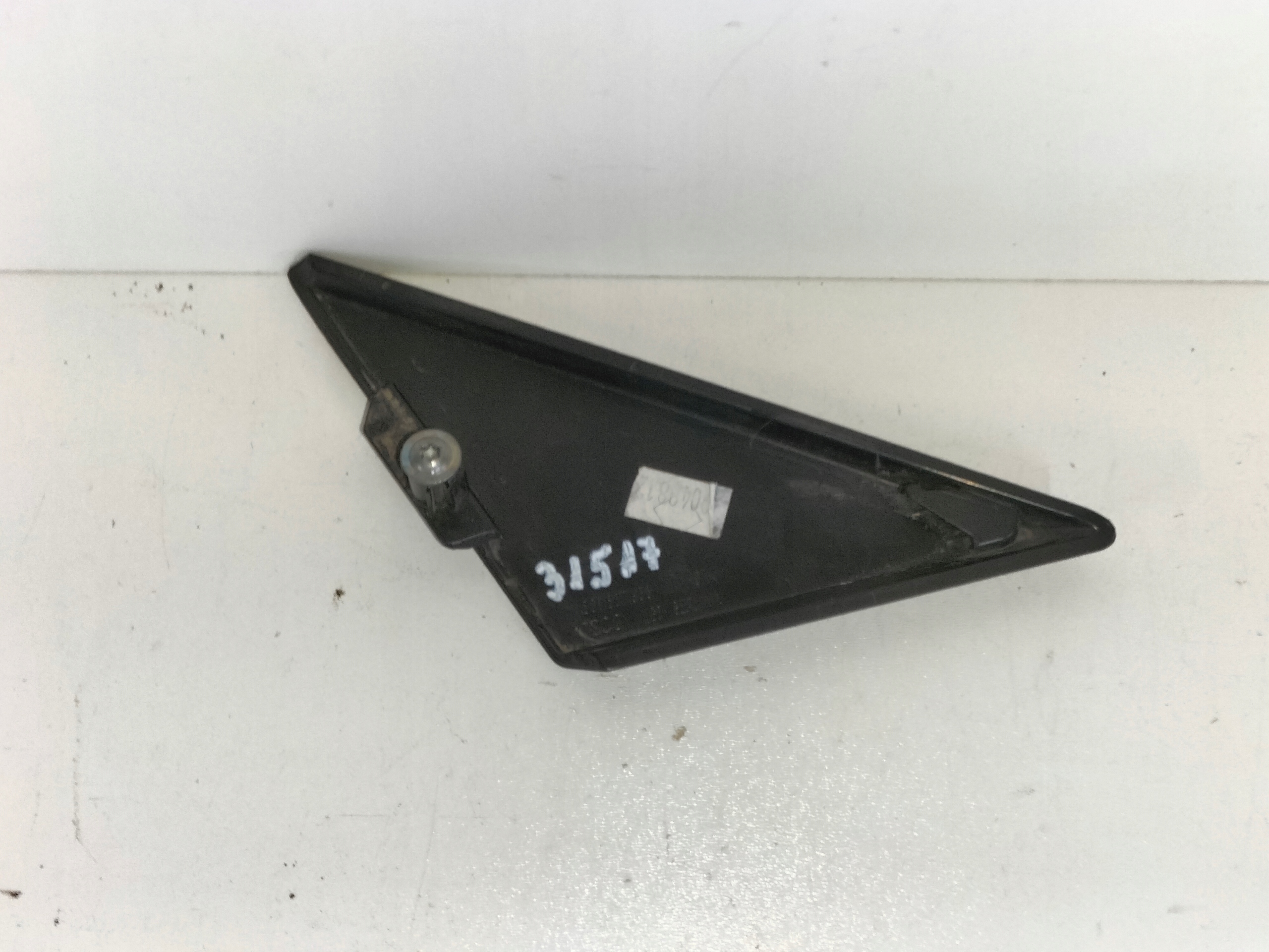 TROJUHOLNIK KRYT DVERE PRAVY AUDI TT 8S0 14-