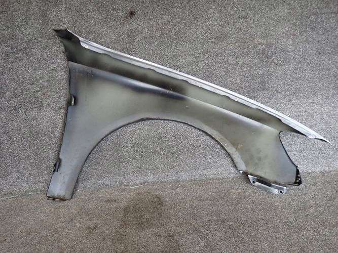 AUDI A3 8V LIFT 16- ĽAVÝ PREDNÝ BLATNÍK