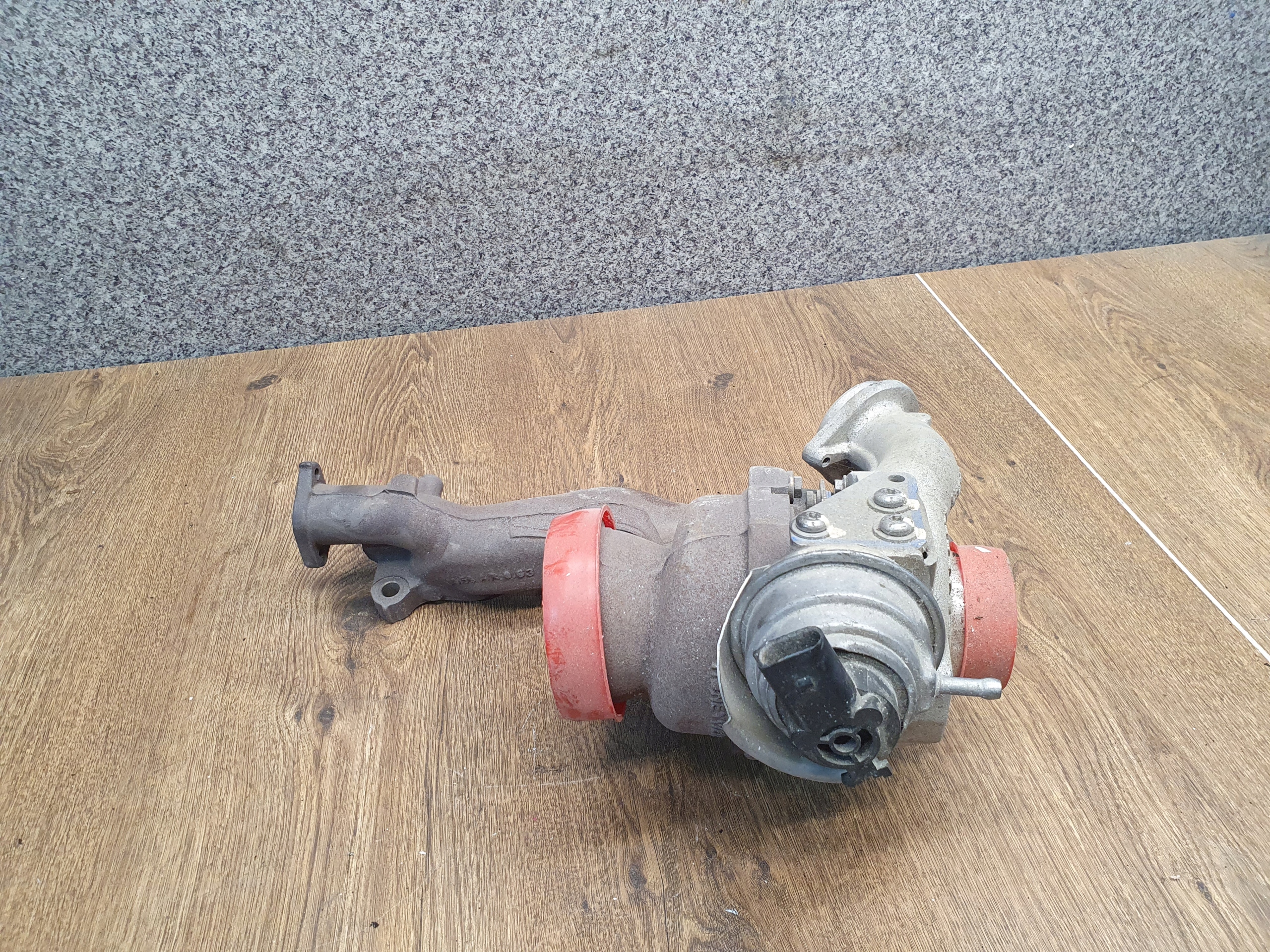 VW T6 2.0 TDI TURBO 04L253014C