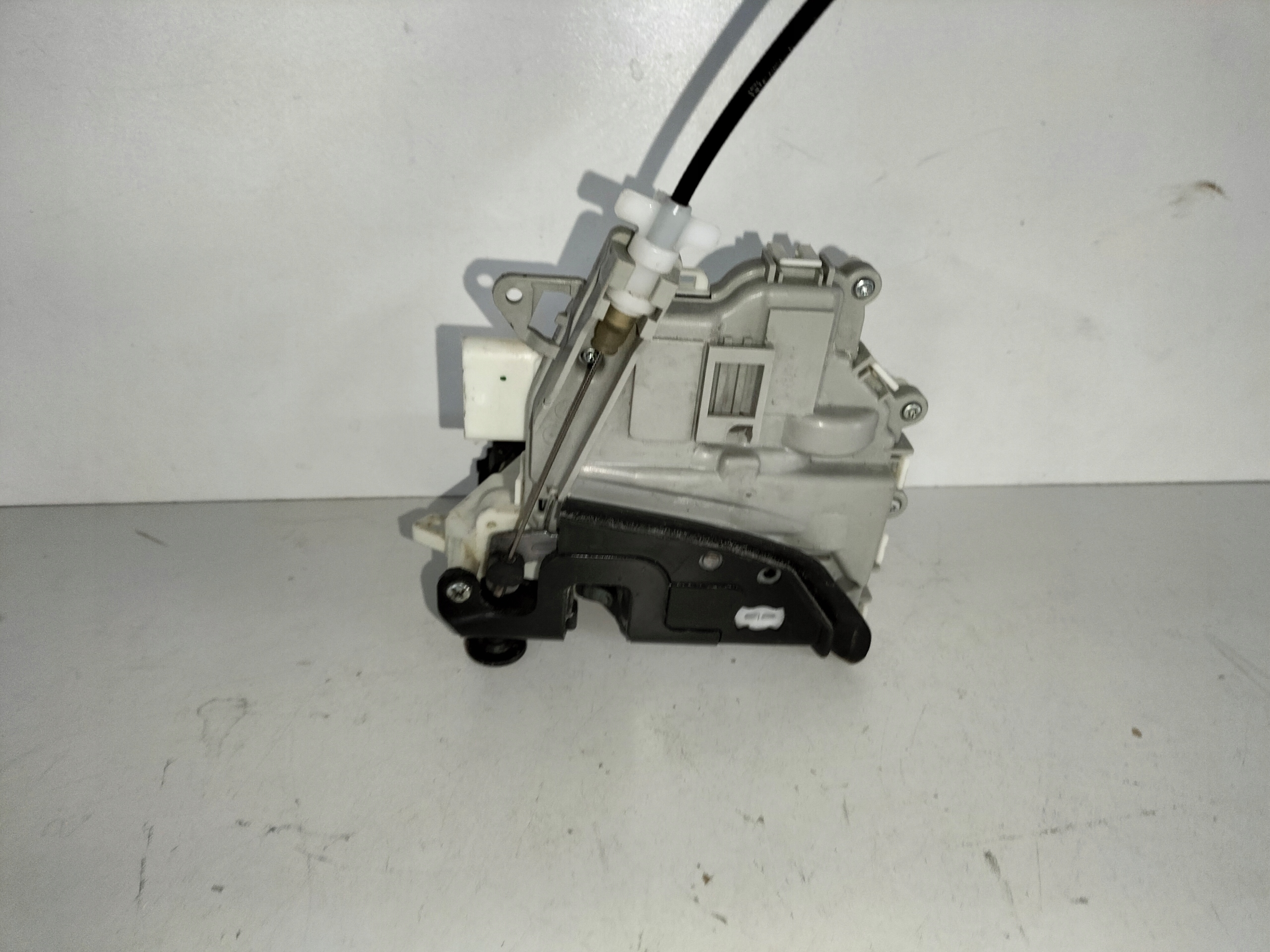 ZAMOK PRAVYCH PREDNYCH DVERI PORSCHE 911 991 LIFT 15-