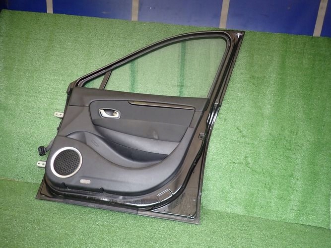 RENAULT SCENIC III KPL PRAVE PREDNE DVERE