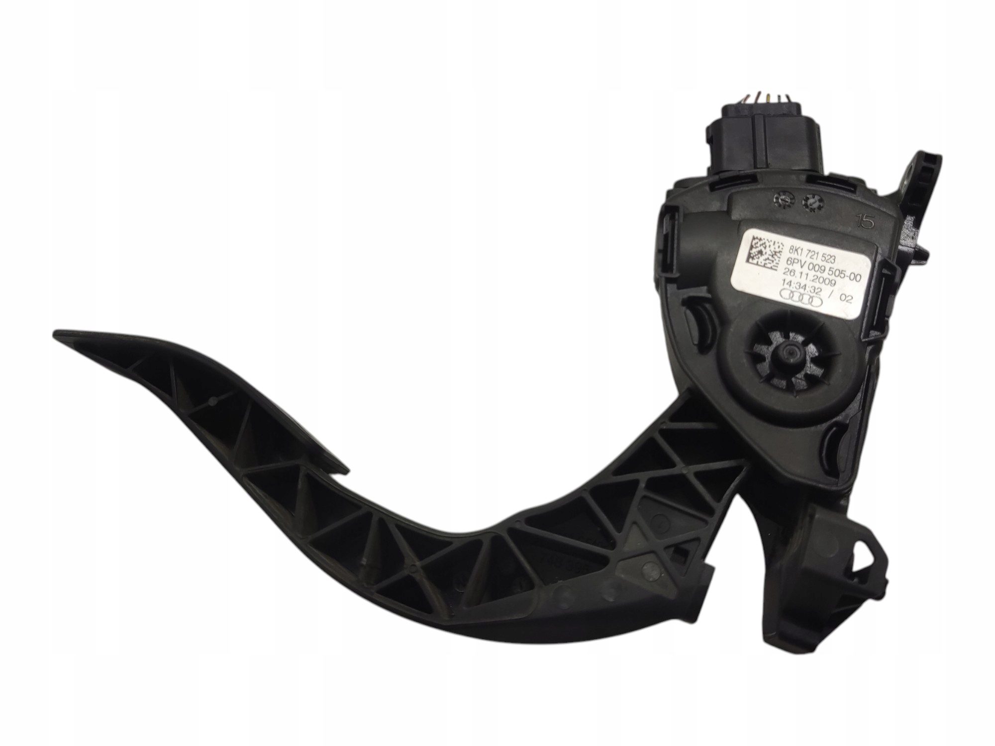 PLYNOVY PEDAL AUDI A4 B8 2007-2011 8K1721523