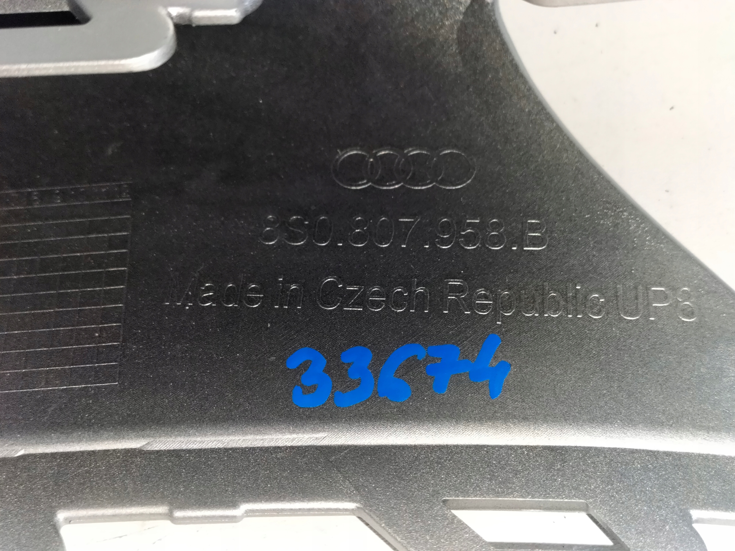 LISTA LIŠTA PREDNÉHO NÁRAZNÍKA PRAVA AUDI TT TTRS 8S0 LIFT 18-