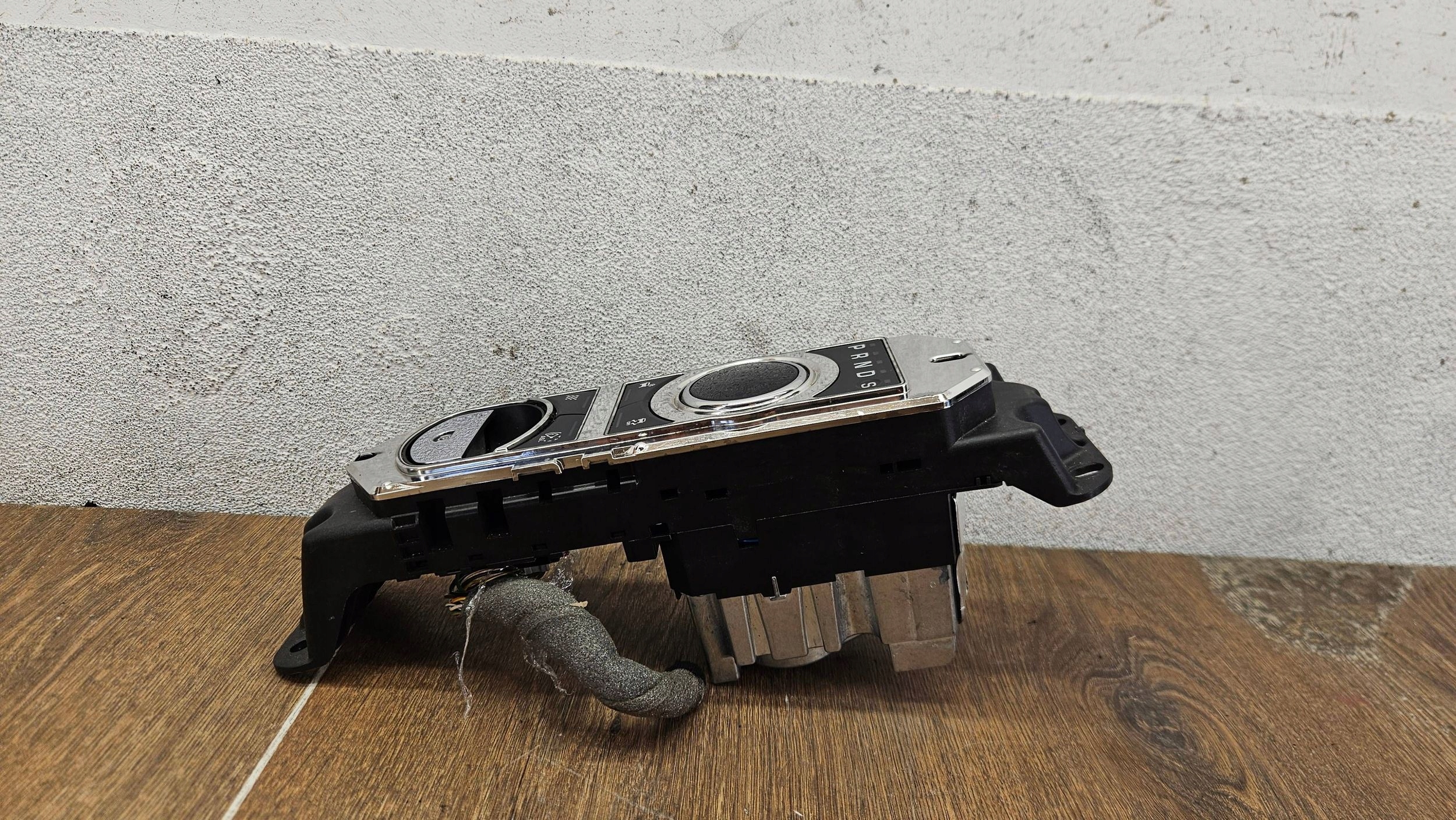 Jaguar XJ X351 DW93-7E453-CA KULISA ZMENY RÝCHLOSTÍ