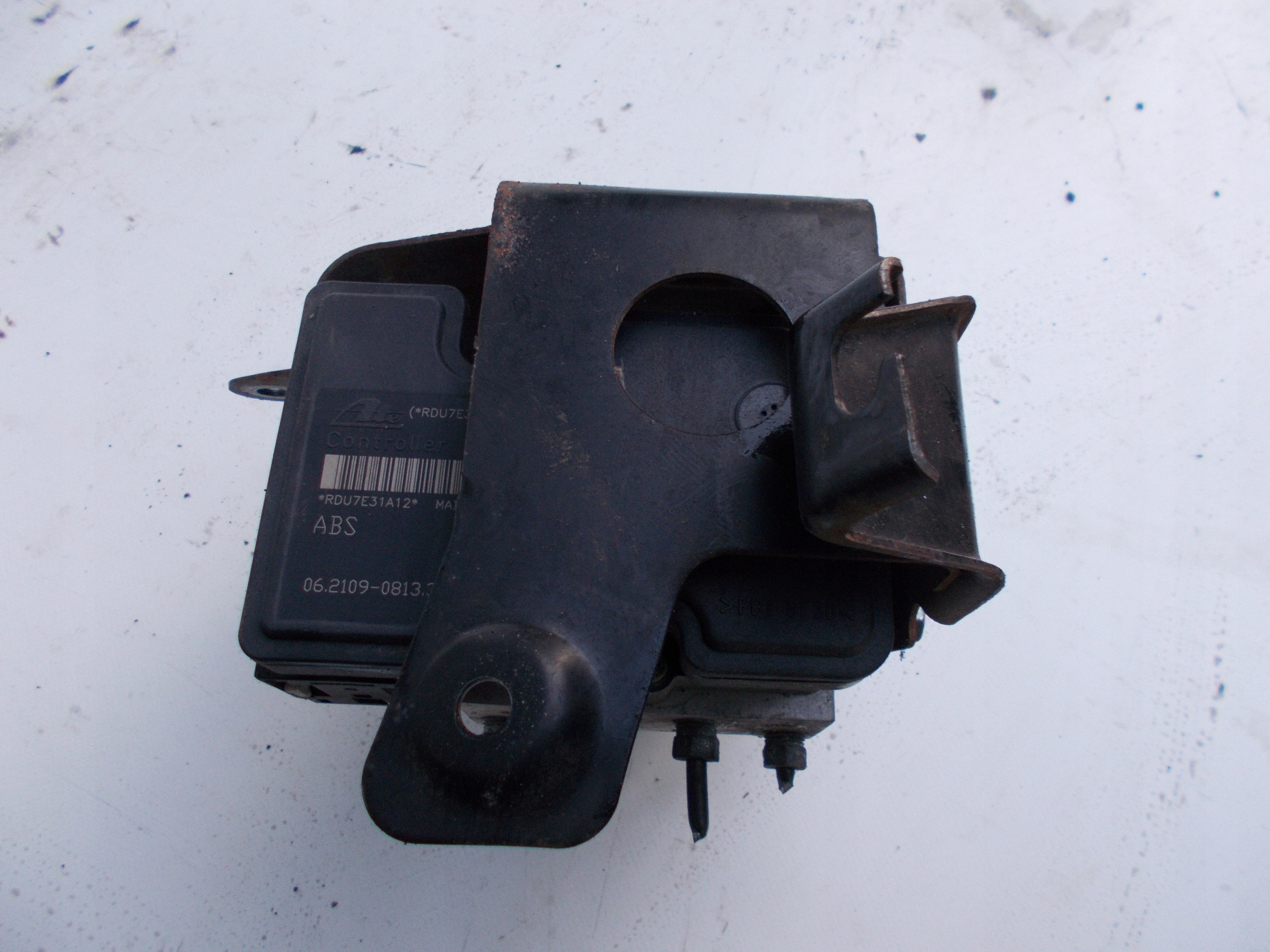 KOCKA ABS SUZUKI SWIFT MK6 06.2109-0813.3