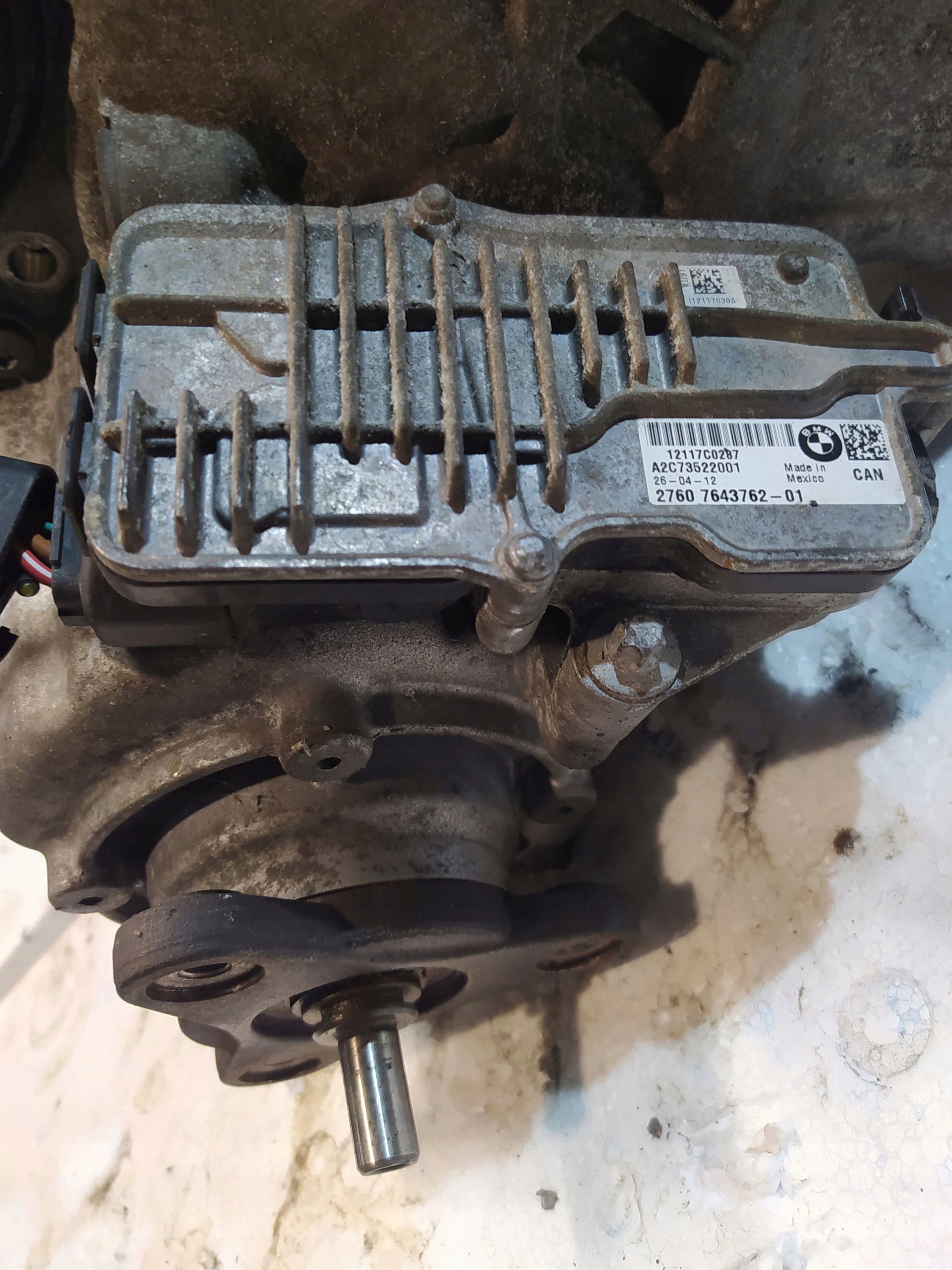 BMW E84 X1 PRIDAVNA PREVODOVKA PREVODOVKY 7643755