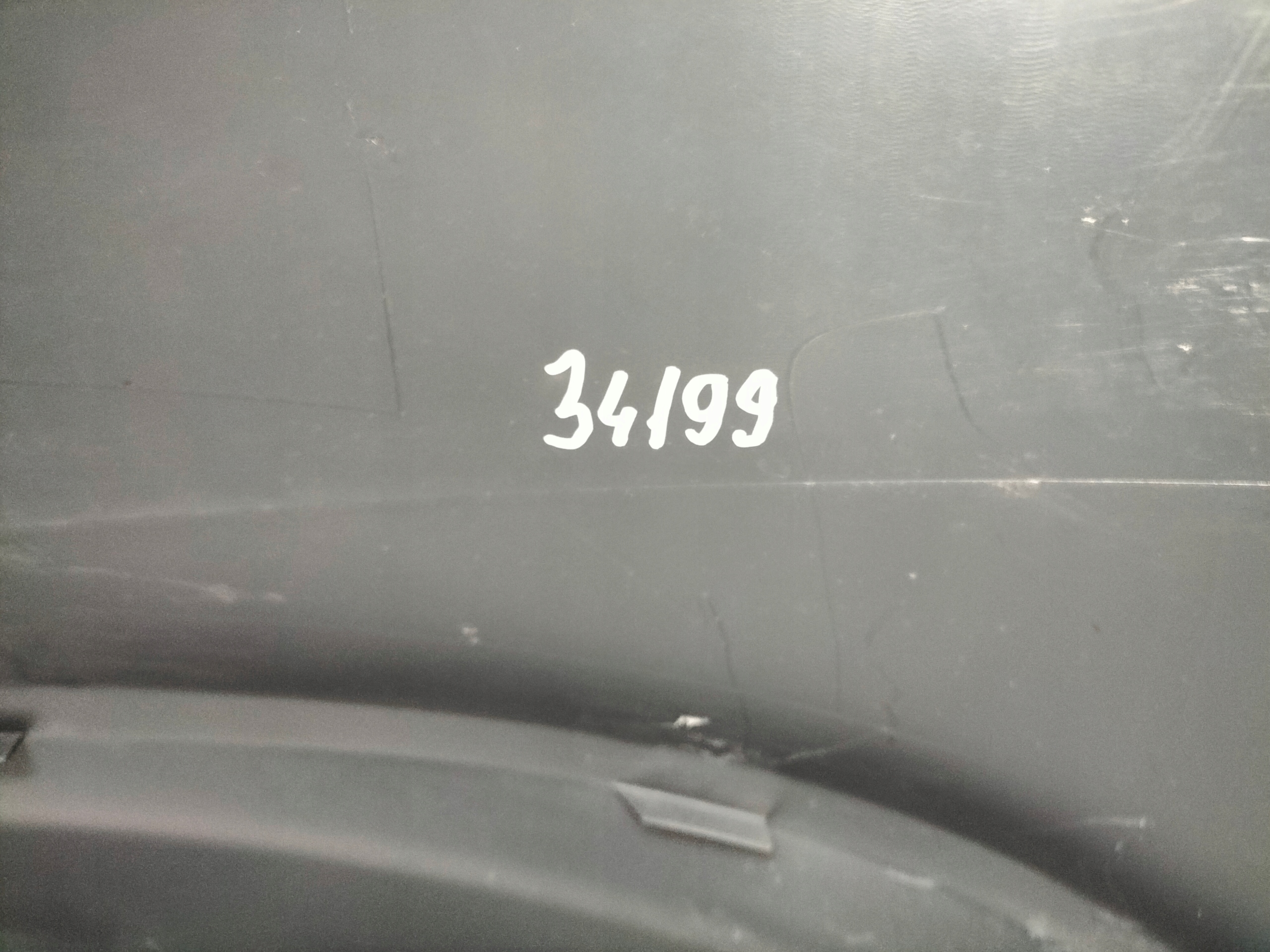 PREDNÝ NÁRAZNÍK MERCEDES SPRINTER W907 910 18-