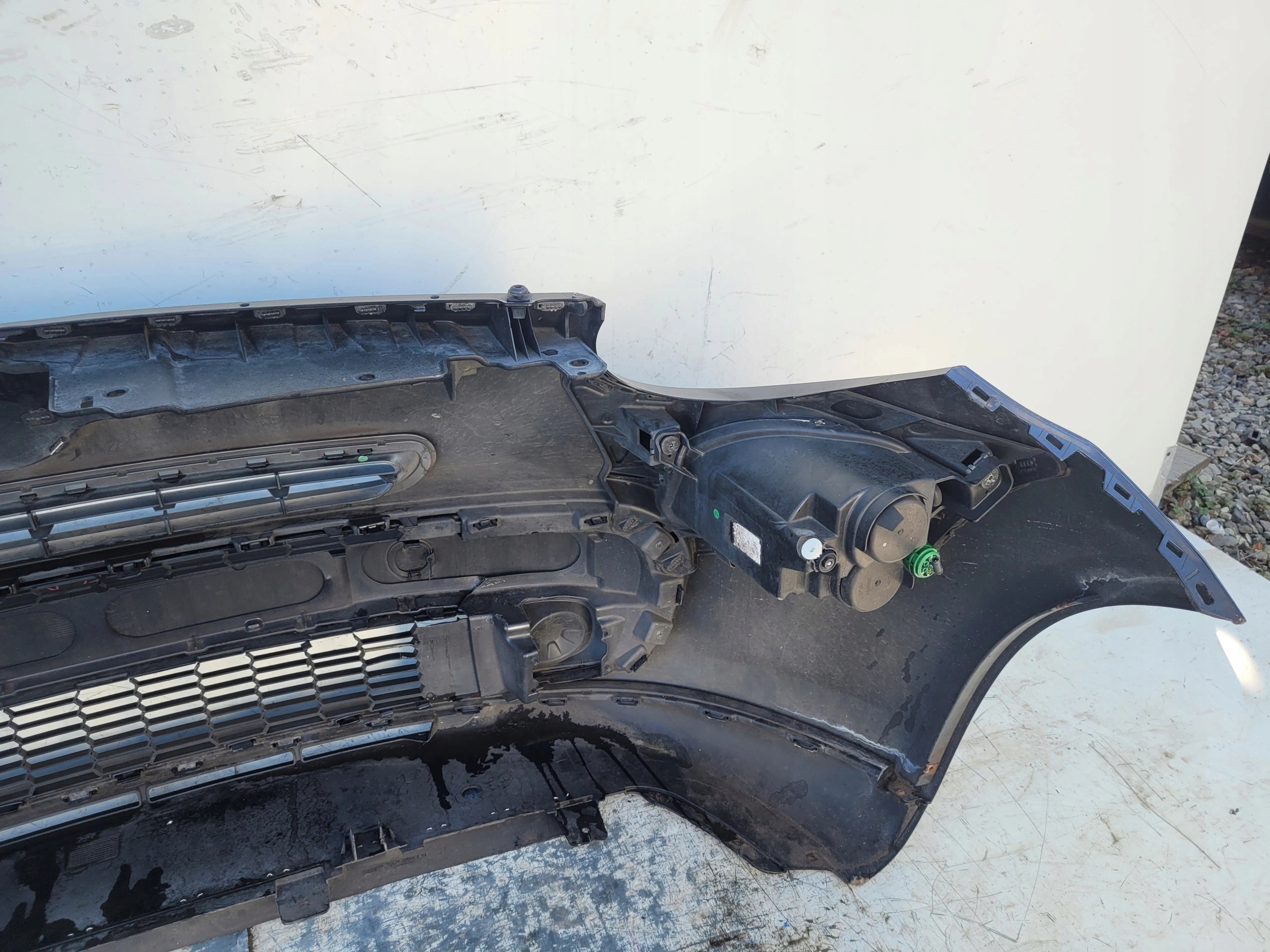 FIAT 500L 500 L PREDNÝ NÁRAZNÍK