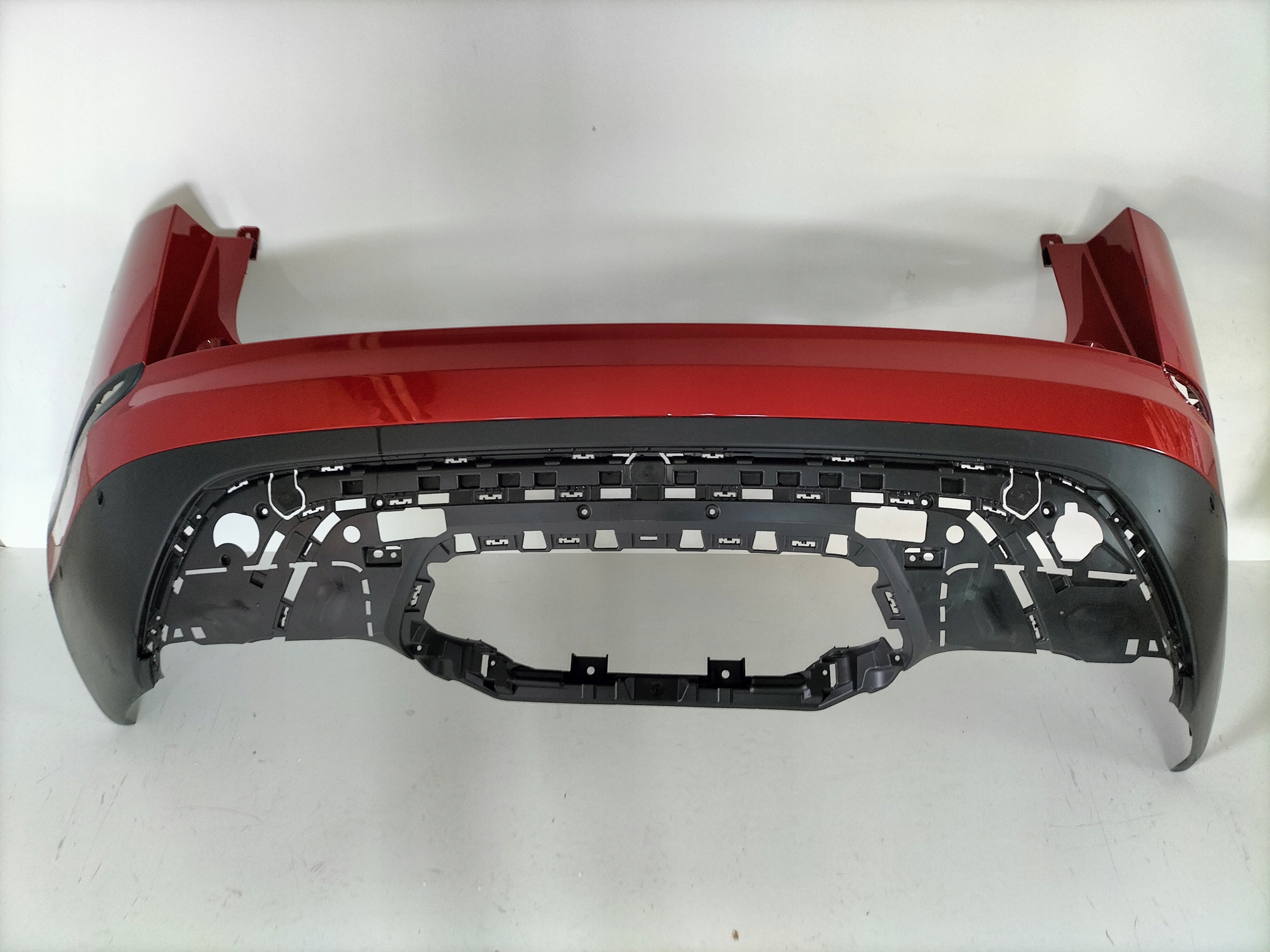 ZADNÝ NÁRAZNÍK RANGE ROVER VELAR 17-