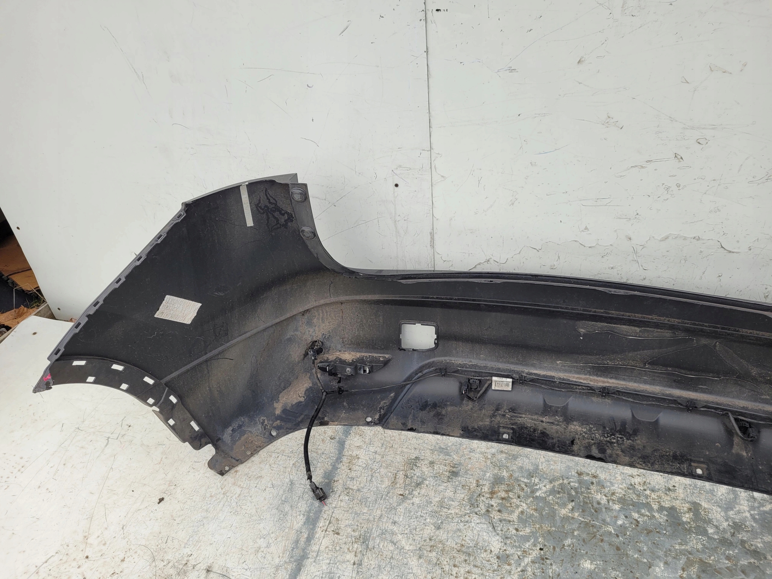 NISSAN QASHQAI II J11 NÁRAZNÍK PDC ZADNÝ NÁRAZNÍK