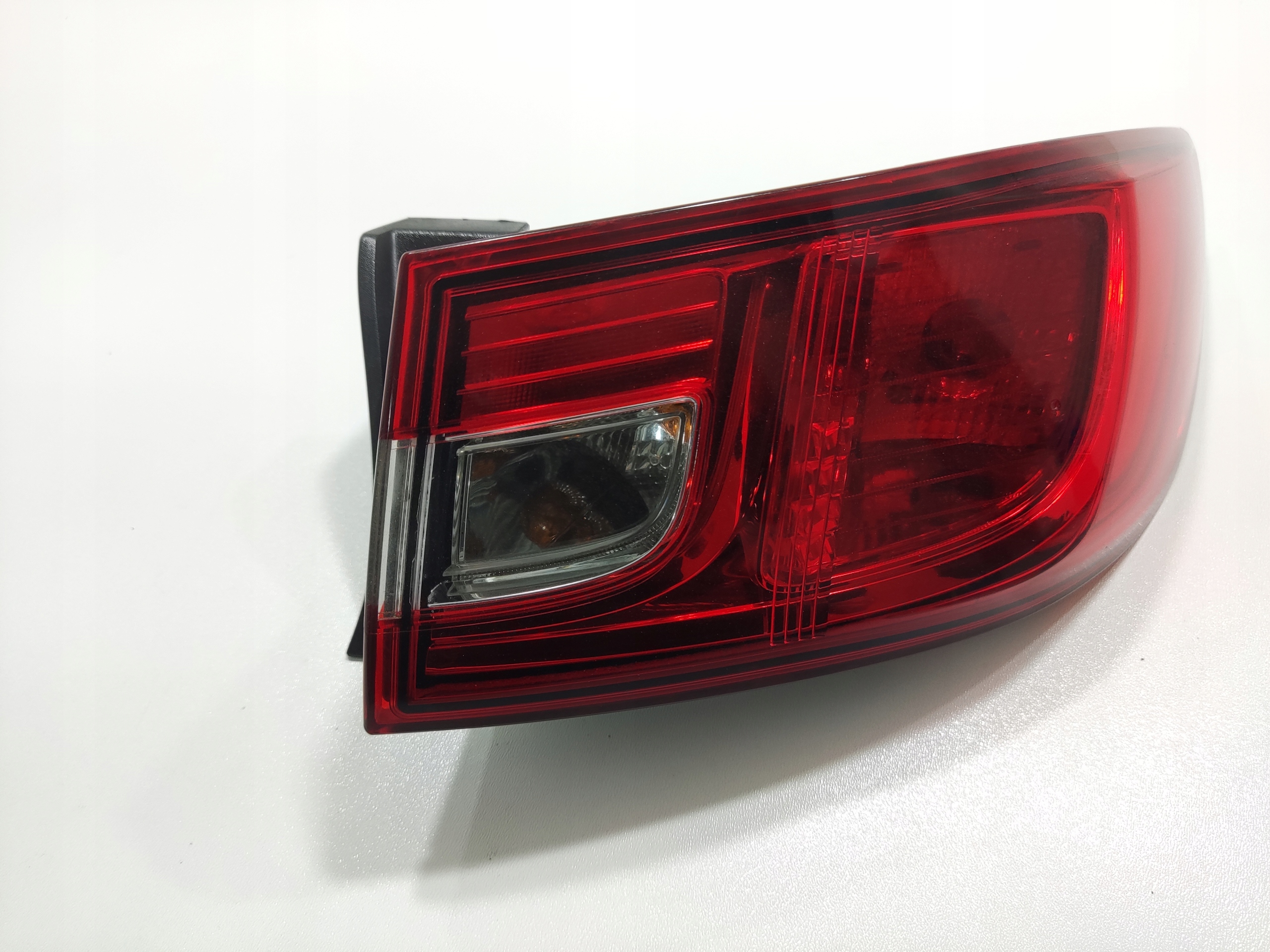PRAVE ZADNE SVETLO RENAULT CLIO IV RS 265500631R 2016-19 LIFT