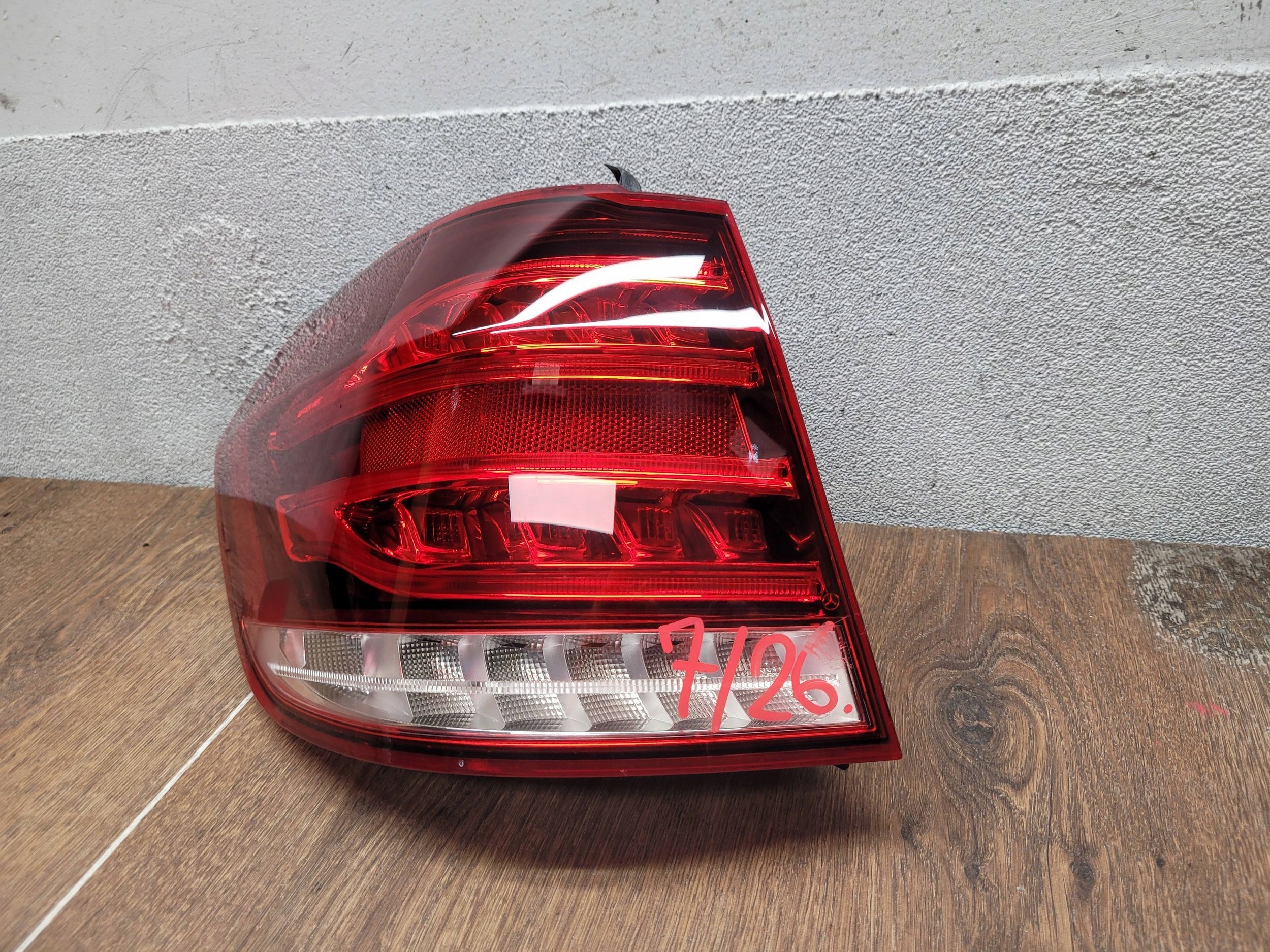 MERCEDES E W212 KOMBI LIFT A2129061703 LAVE ZADNE SVETLO