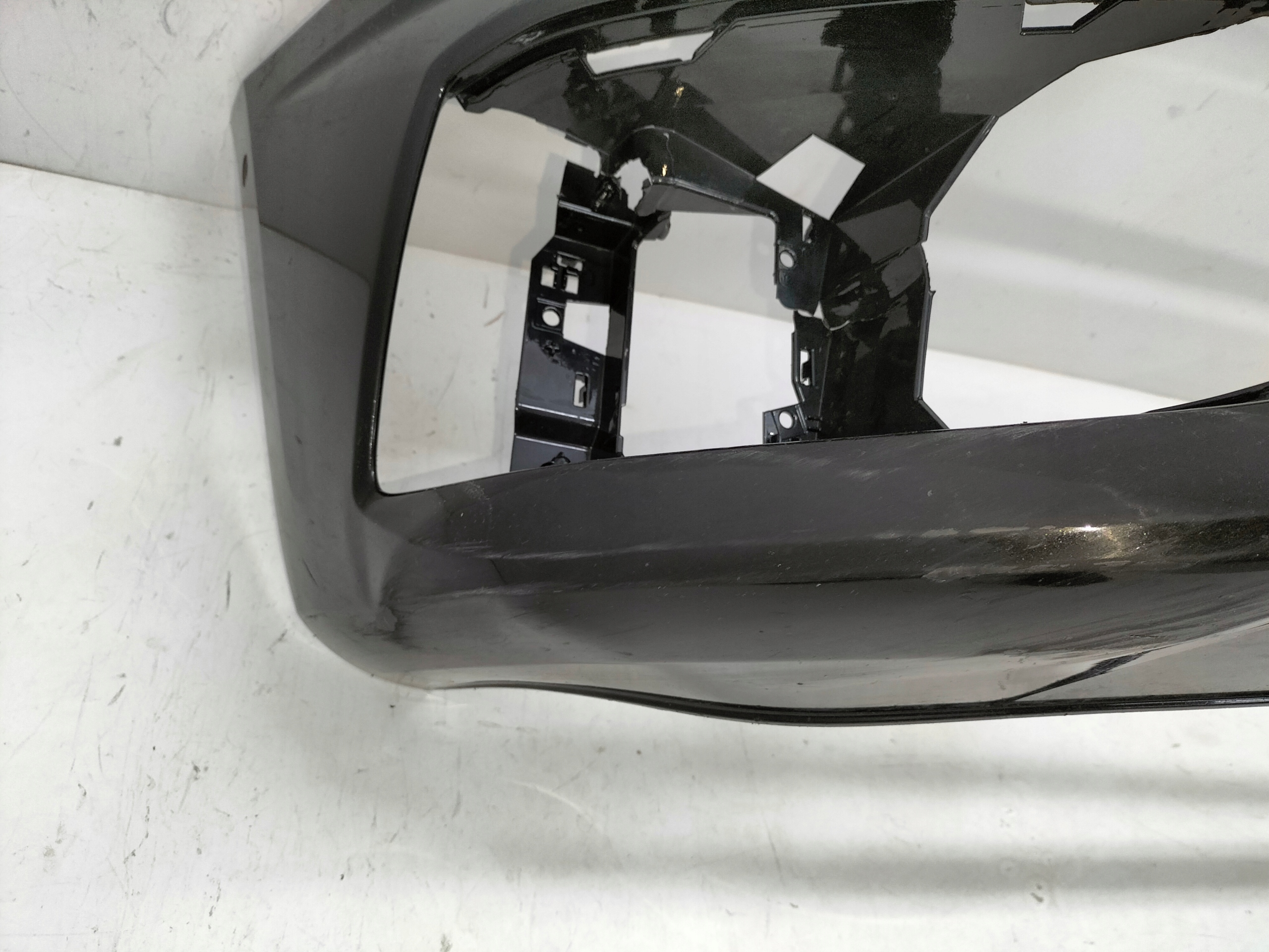 PREDNÝ NÁRAZNÍK AUDI A4 B9 LIFT 19-