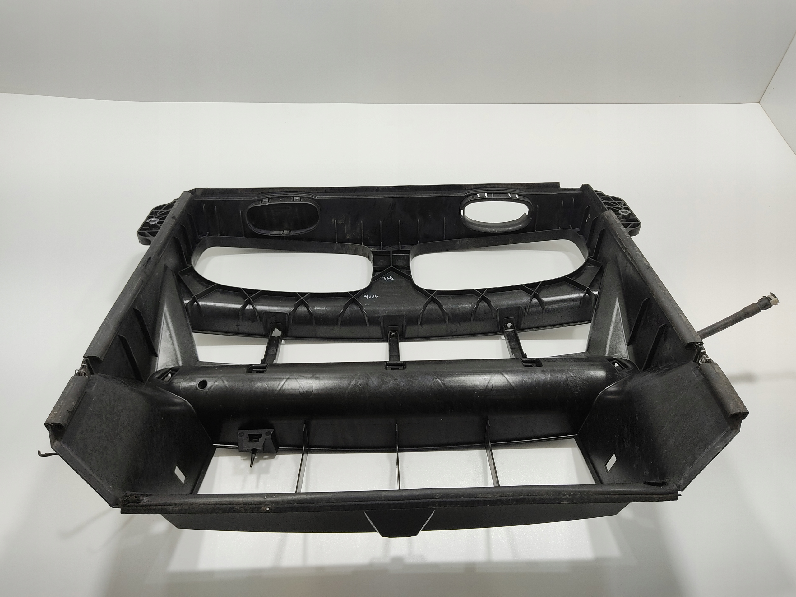 VOLANT NASAVANIE VZDUCHU VÝSTUHA BMW X5 E70 7159583 2006-2009