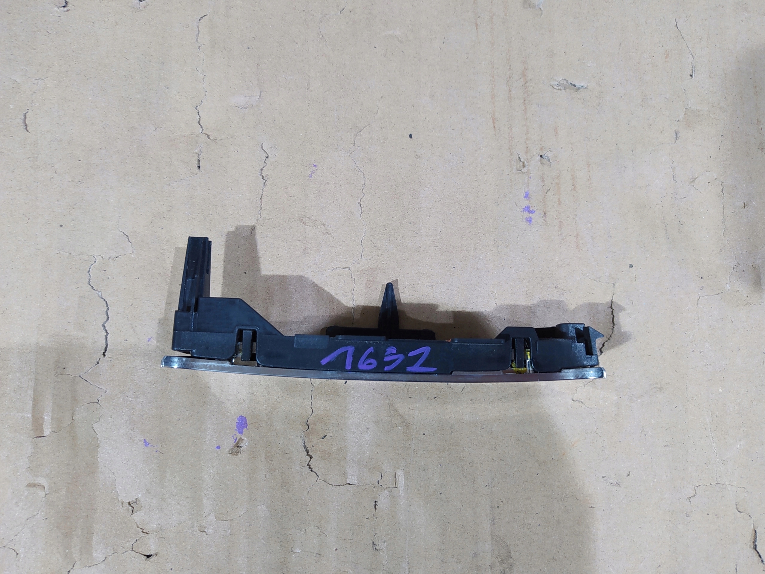 PANEL KULISY RYCHLOSTI AUDI A6 C6 4F2713463B