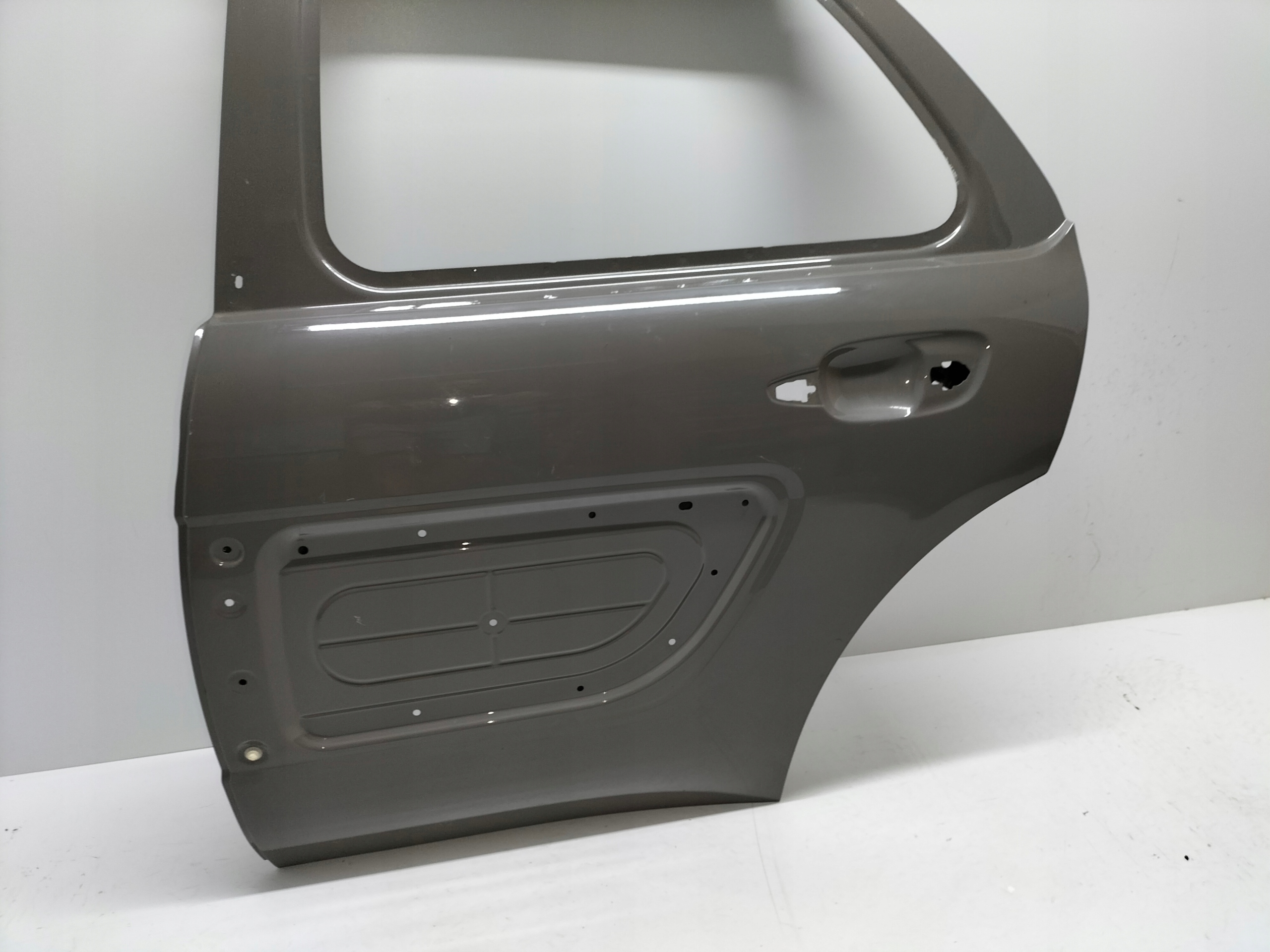 LAVE ZADNE DVERE CITROEN C4 CACTUS 14-18