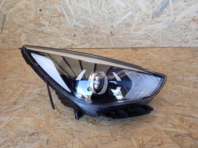 KIA NIRO ŠOŠOVKA 16- PRAVE PREDNE SVETLO 92102-G5