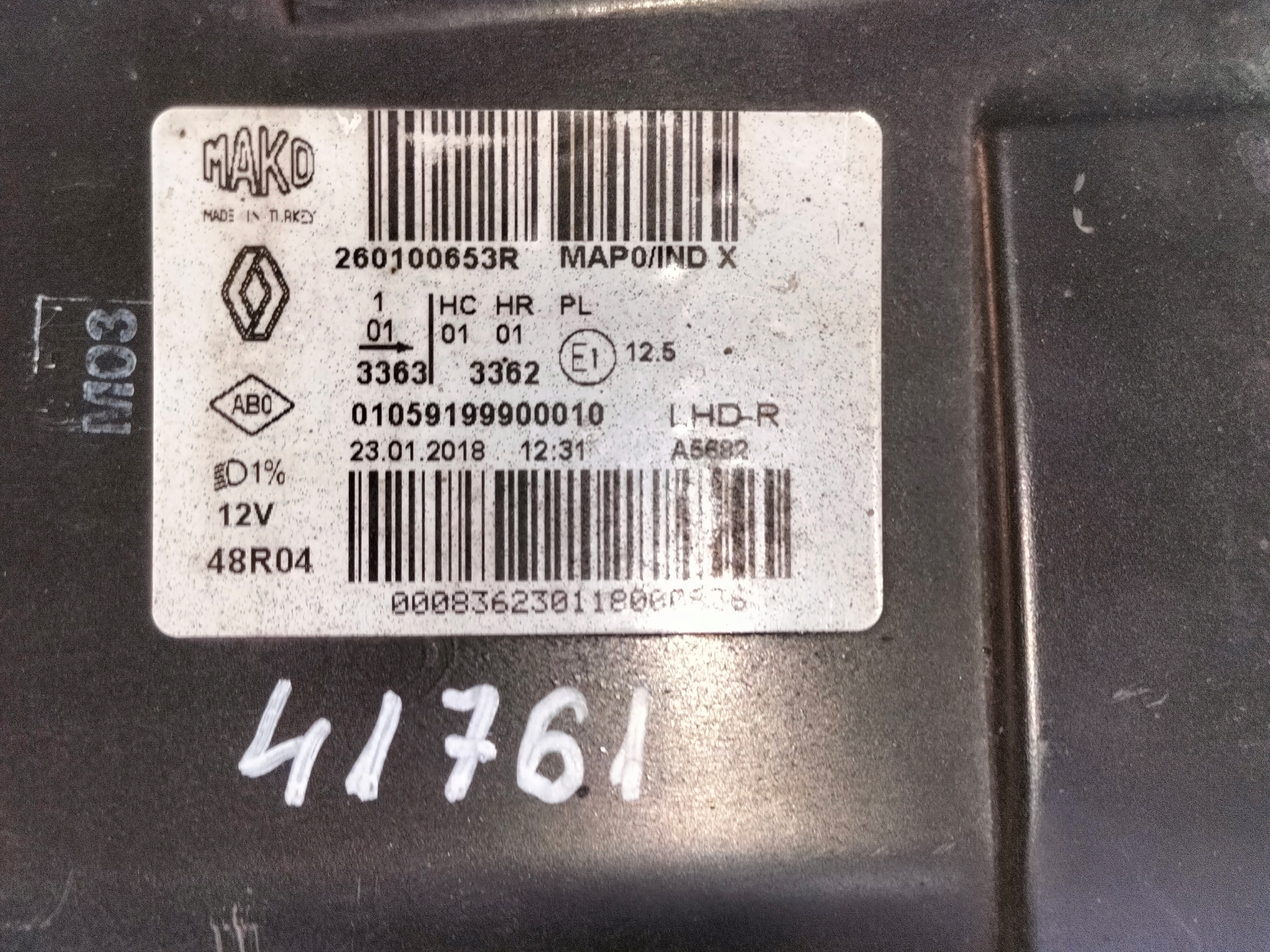 PRAVE PREDNE SVETLO RENAULT CLIO 4 IV LIFT 16-19