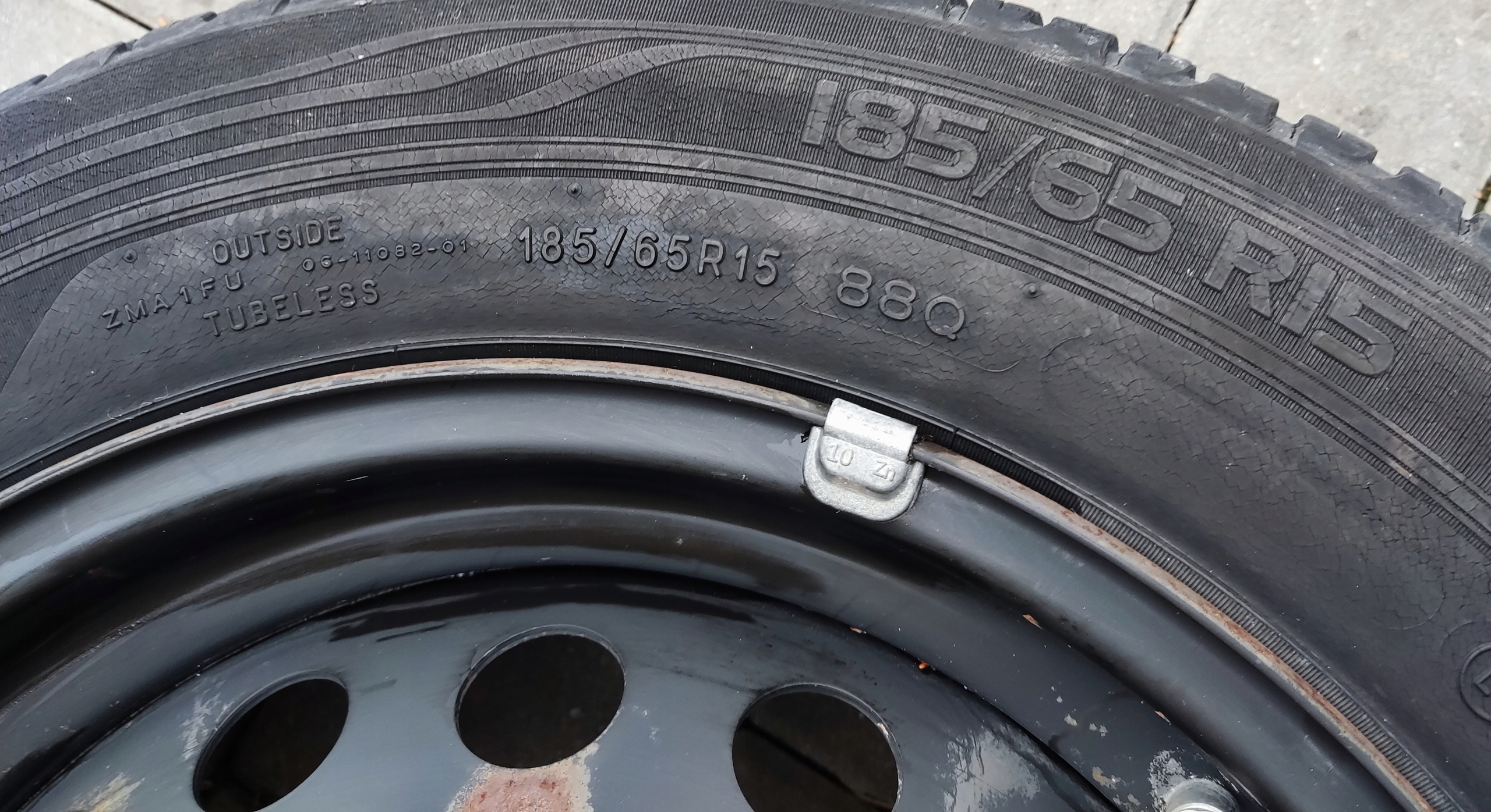 KOŁA PNEUMATIKY MICHELIN LETNIE KOLESA PLECHOVE DISKY 15 RENAULT ZOE I 15 ET40 4×100