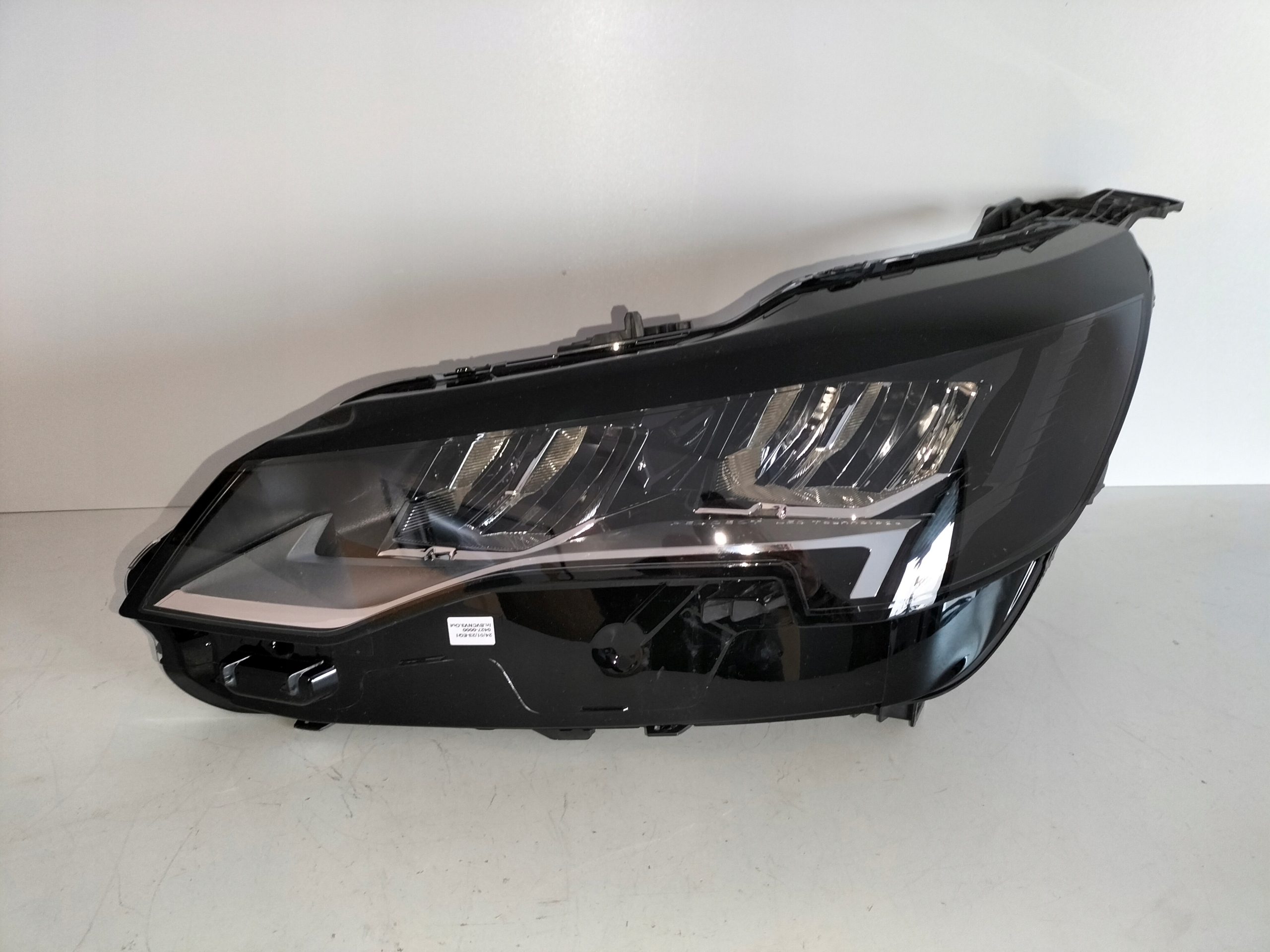 LAVE PREDNE SVETLO PEUGEOT 3008 II 5008 II LIFT 20- FULL LED TE