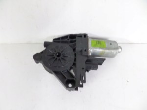 PRAVY ZADNY MOTORCEK STAHOVANIA OKNA GRAND CHEROKEE WK2 10- PRAVY ZADNY MOTORCEK STAHOVANIA OKNA GRAND CHEROKEE WK2 10-