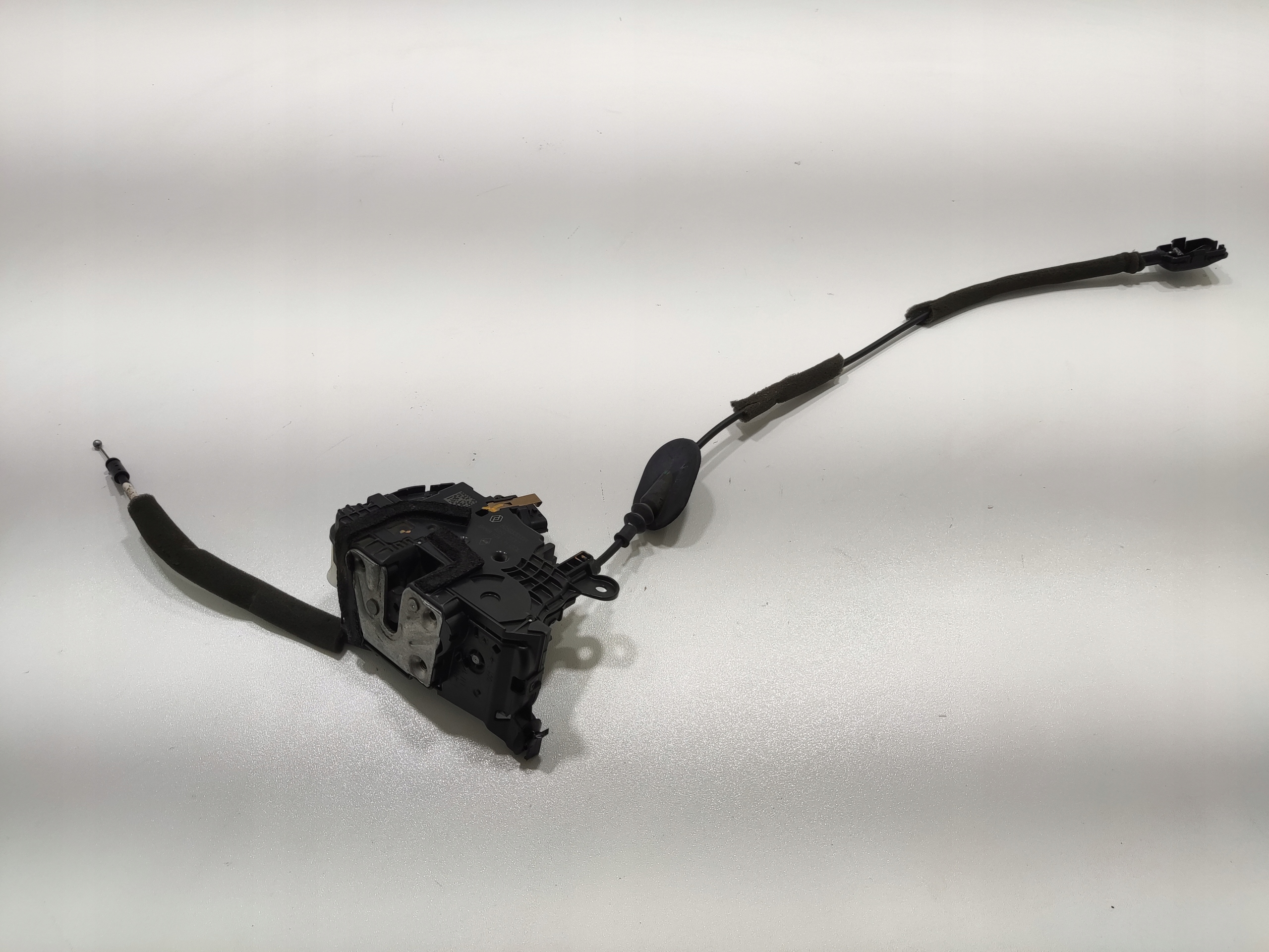 ZAMOK LAVYCH PREDNYCH DVERI RENAULT CLIO IV 805033000R 4 PIN 2013-2019