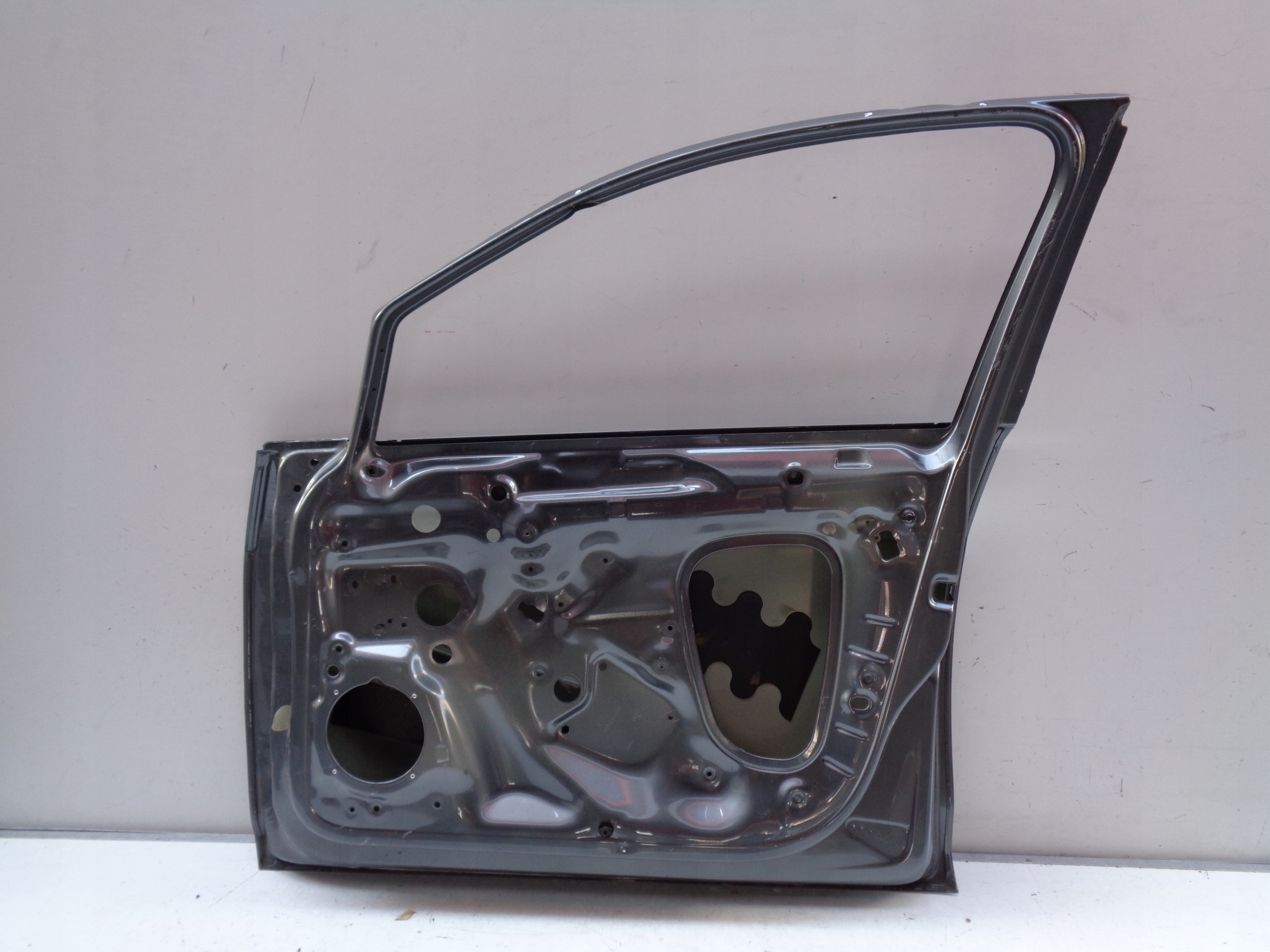 PRAVE PREDNE DVERE VW GOLF VII 7 5G 17- LIFT
