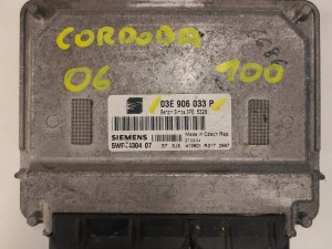Seat cordoba 2006 5WP44304 07 03E906033P RIADIACA JEDNOTKA MOTORA Seat cordoba 2006 5WP44304 07 03E906033P RIADIACA JEDNOTKA MOTORA