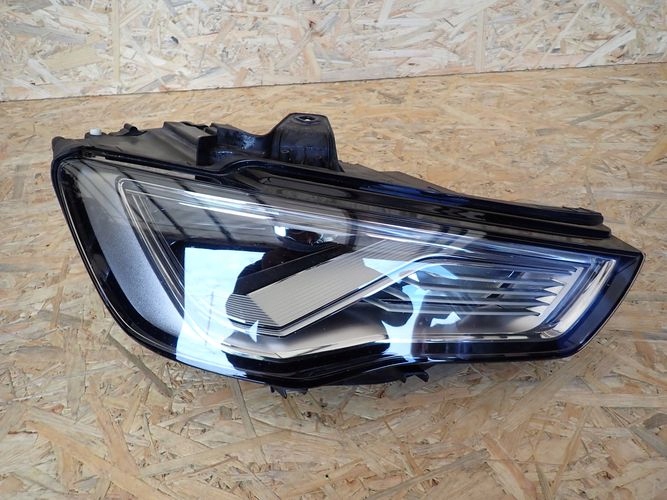 AUDI A3 S3 RS3 FULL LED LIFT 16- PRAVE PREDNE SVETLO 8V0941774J