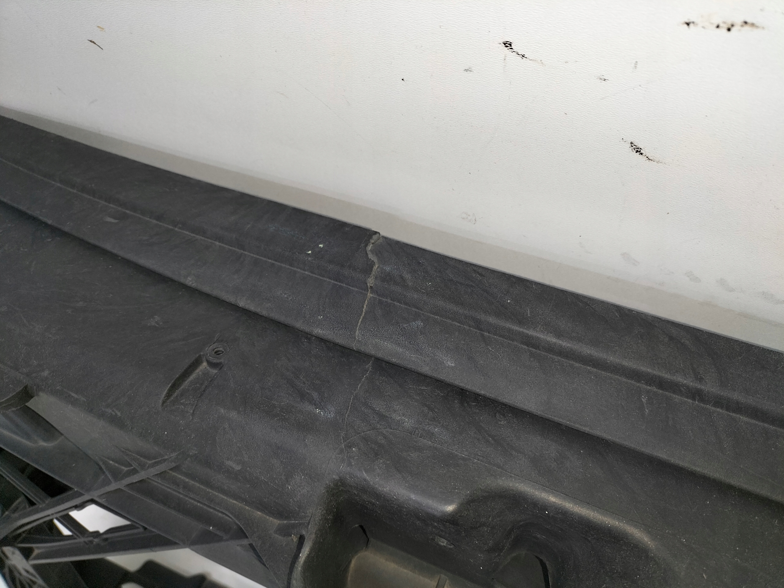 PREDNÉ PÁS  SKODA RAPID 12-