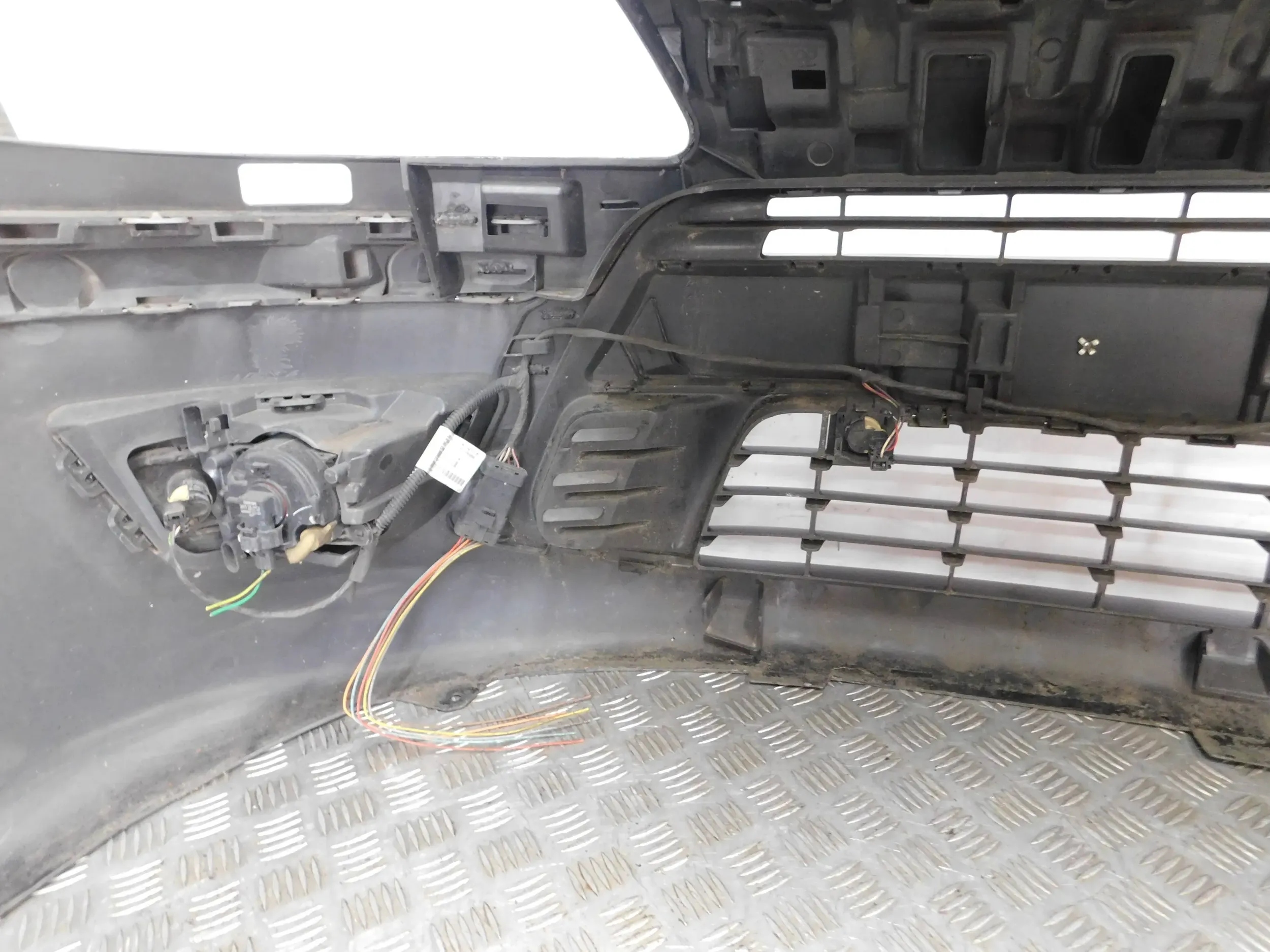 PREDNÝ NÁRAZNÍK CITROEN C4 LIFT PDC