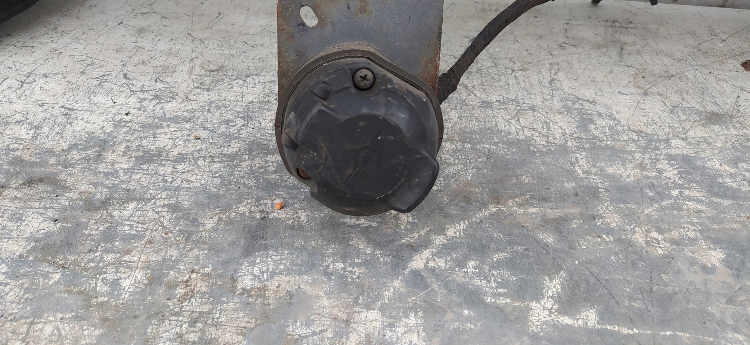 MINI COUNTRYMAN R60 VÝSTUHA ZADNÉHO NÁRAZNÍKA 9806219