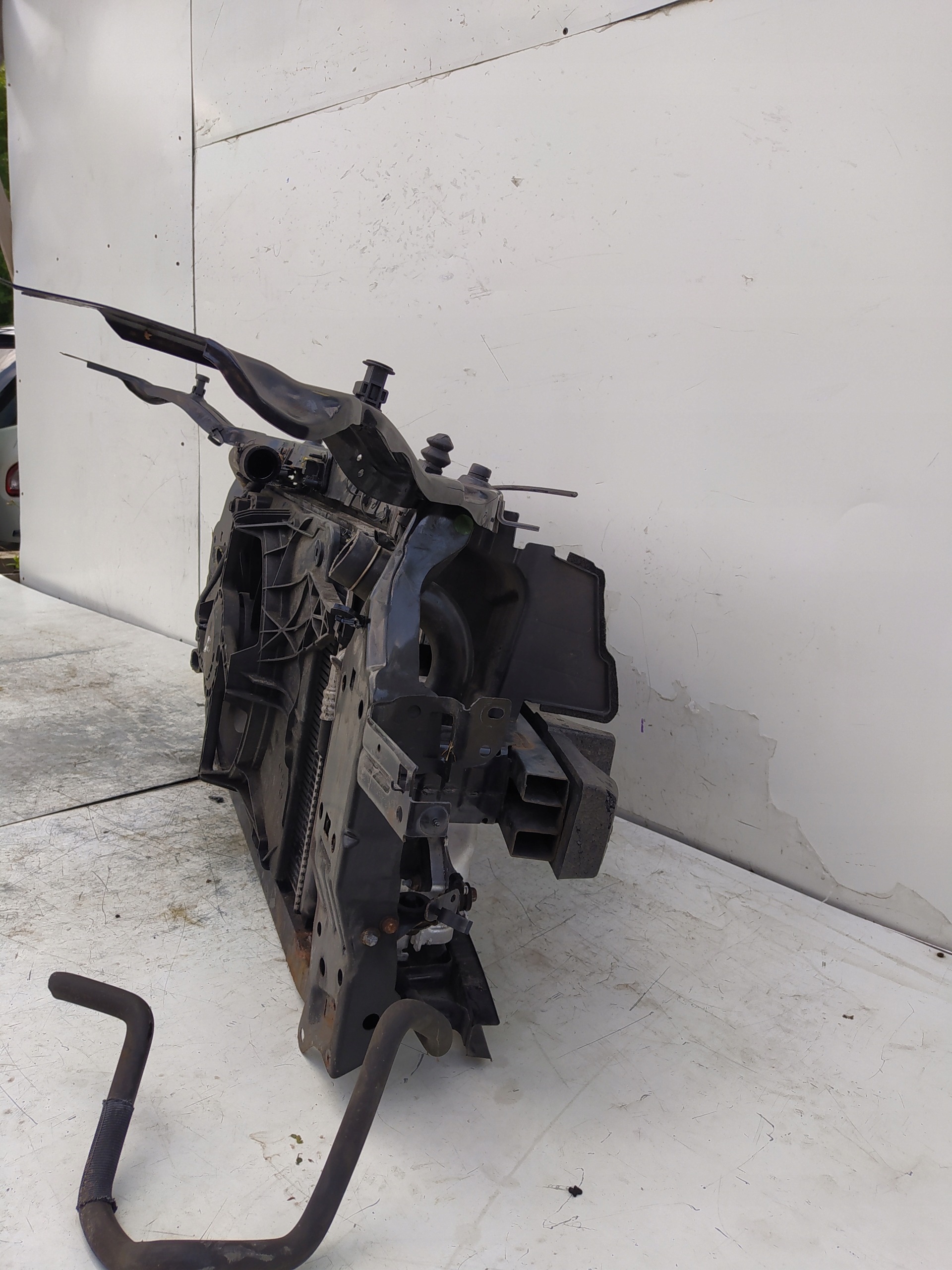 NISSAN QASHQAI J10 DCI LIFT PREDNÉ ČELO