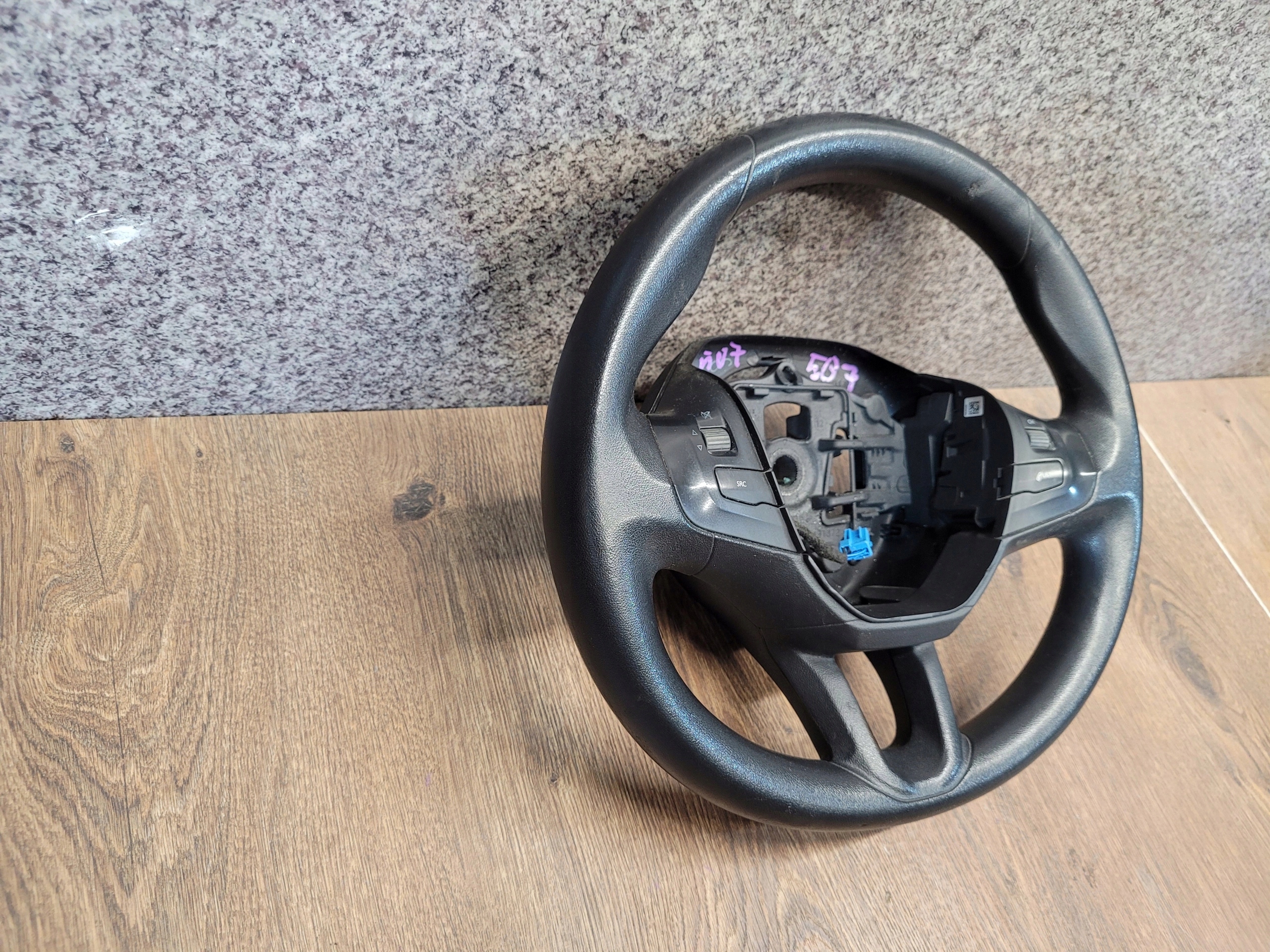 PEUGEOT 208 MULTIFUNKCNY VOLANT 96750123ZD