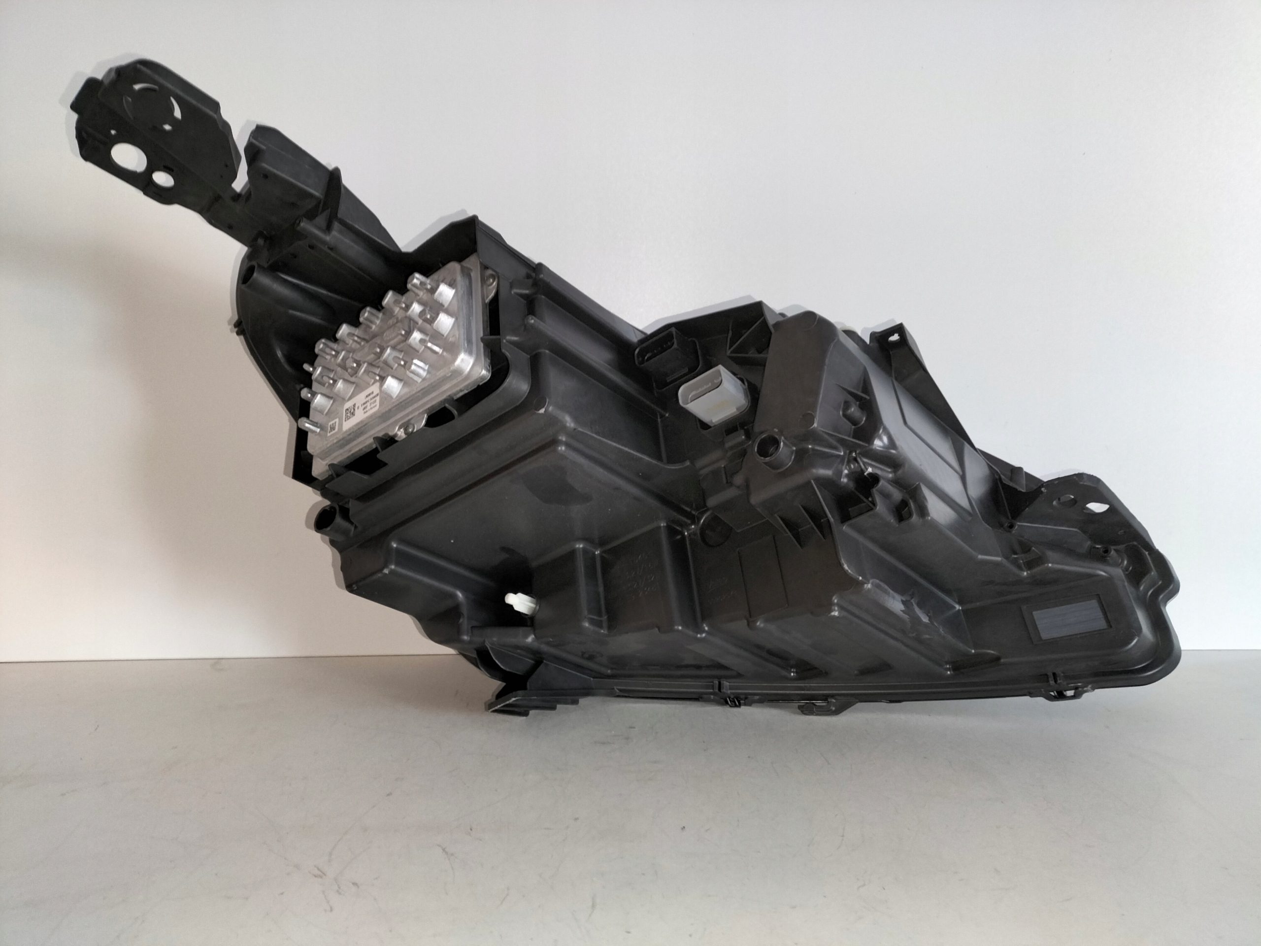 LAVE PREDNE SVETLO PEUGEOT 3008 II 5008 II LIFT 20- FULL LED TE