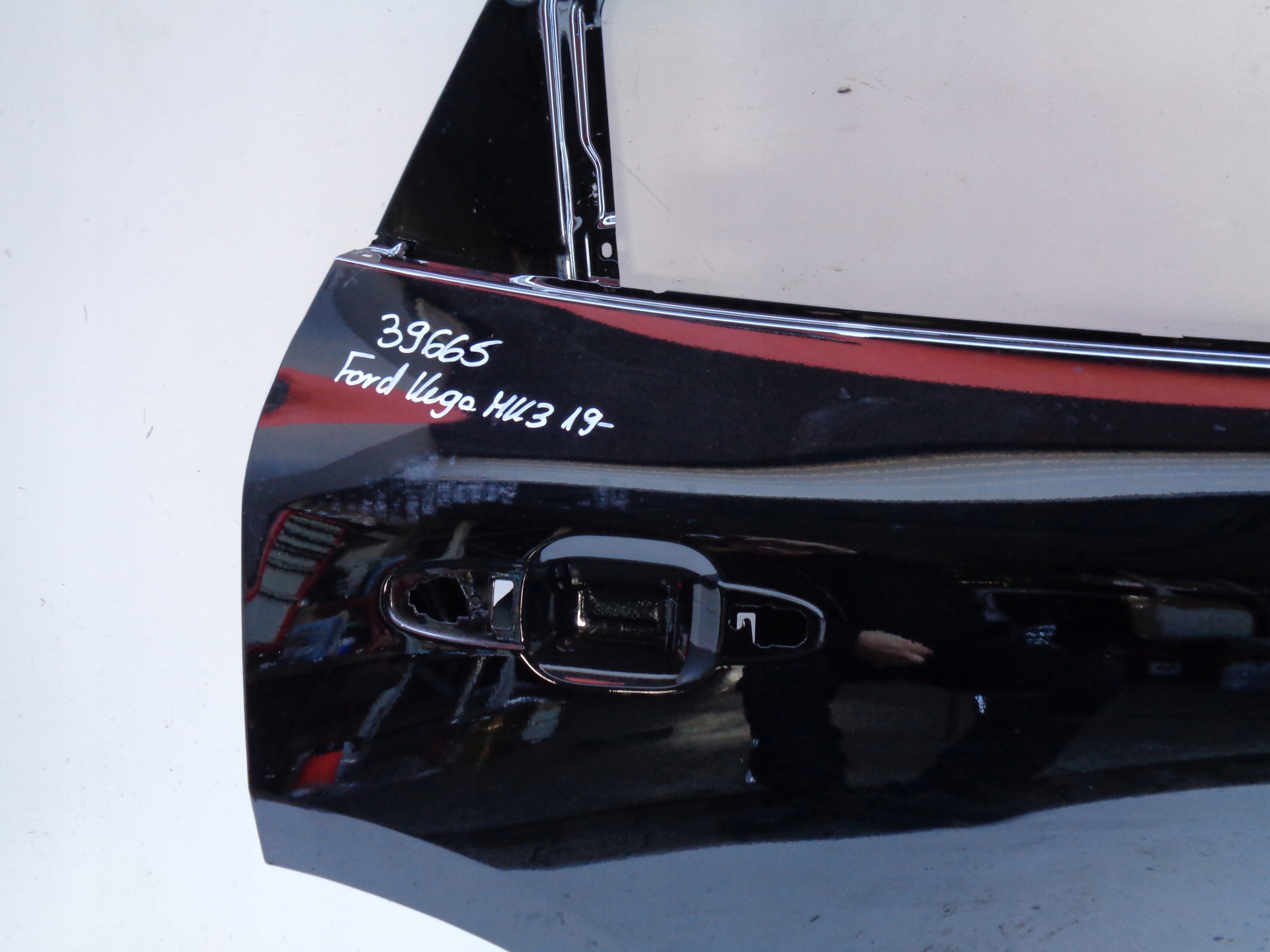 PRAVE ZADNE DVERE FORD KUGA MK3 19- NR 39665
