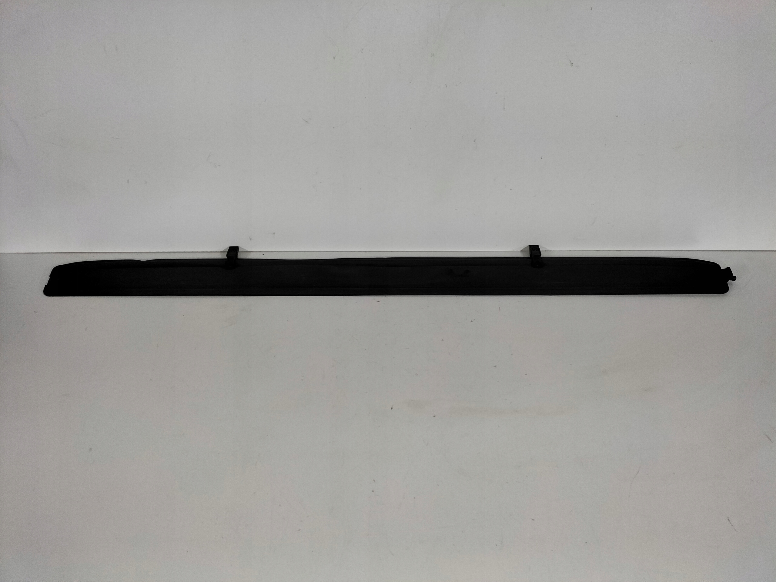 KRYT ZADNEJ ROLETY VOLVO XC60 II 17-