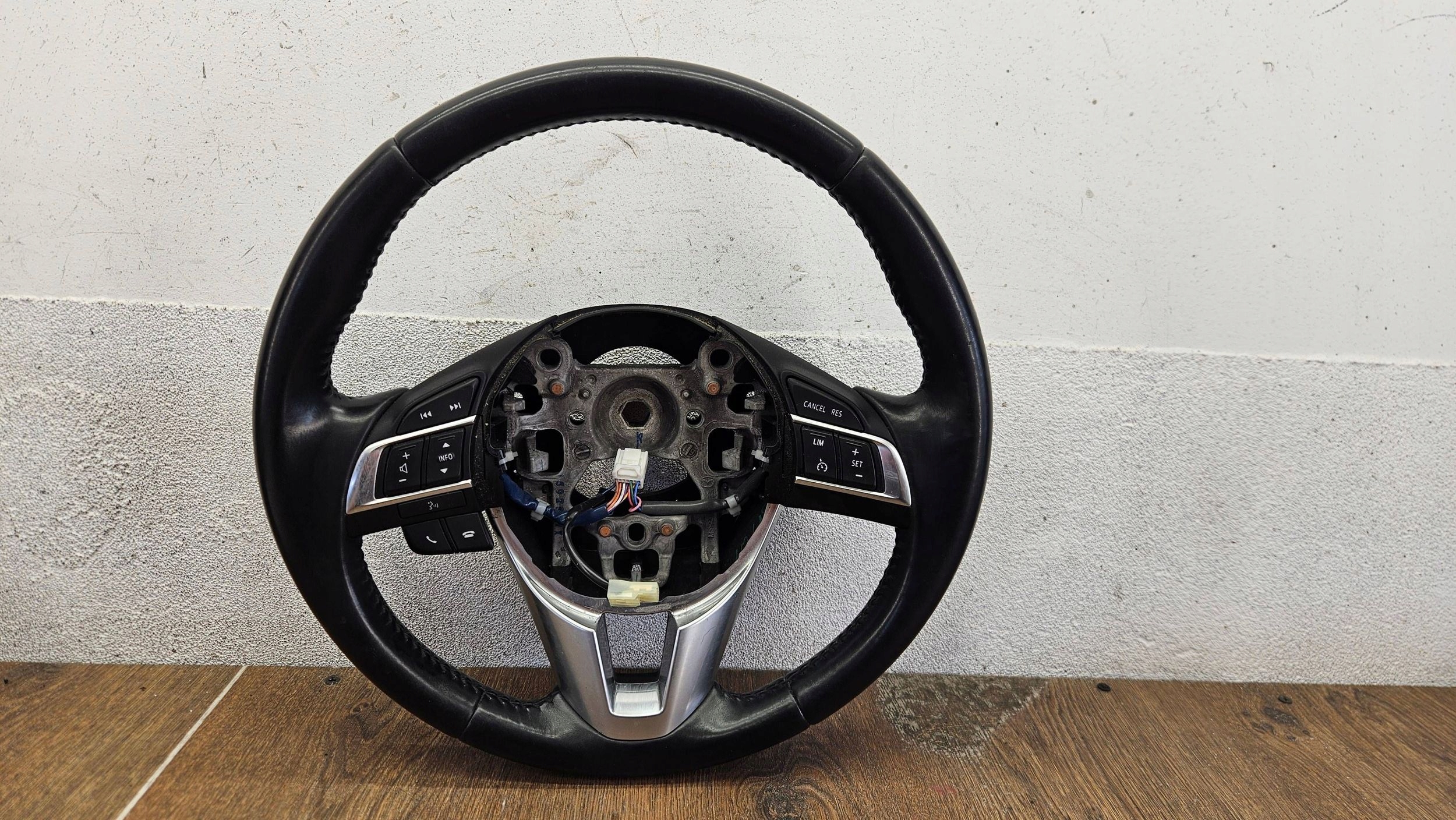 Mazda CX-5 k0273 VOLANT