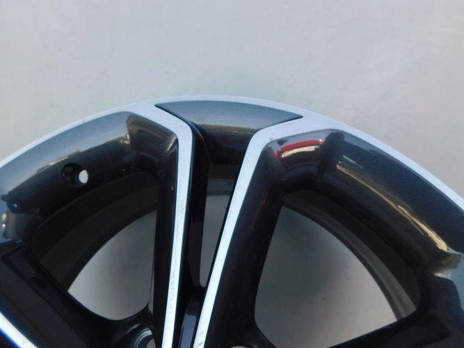 CORSA ADAM 7Jx17 ET44 5×110 HLINIKOVY DISK ELEKTRON