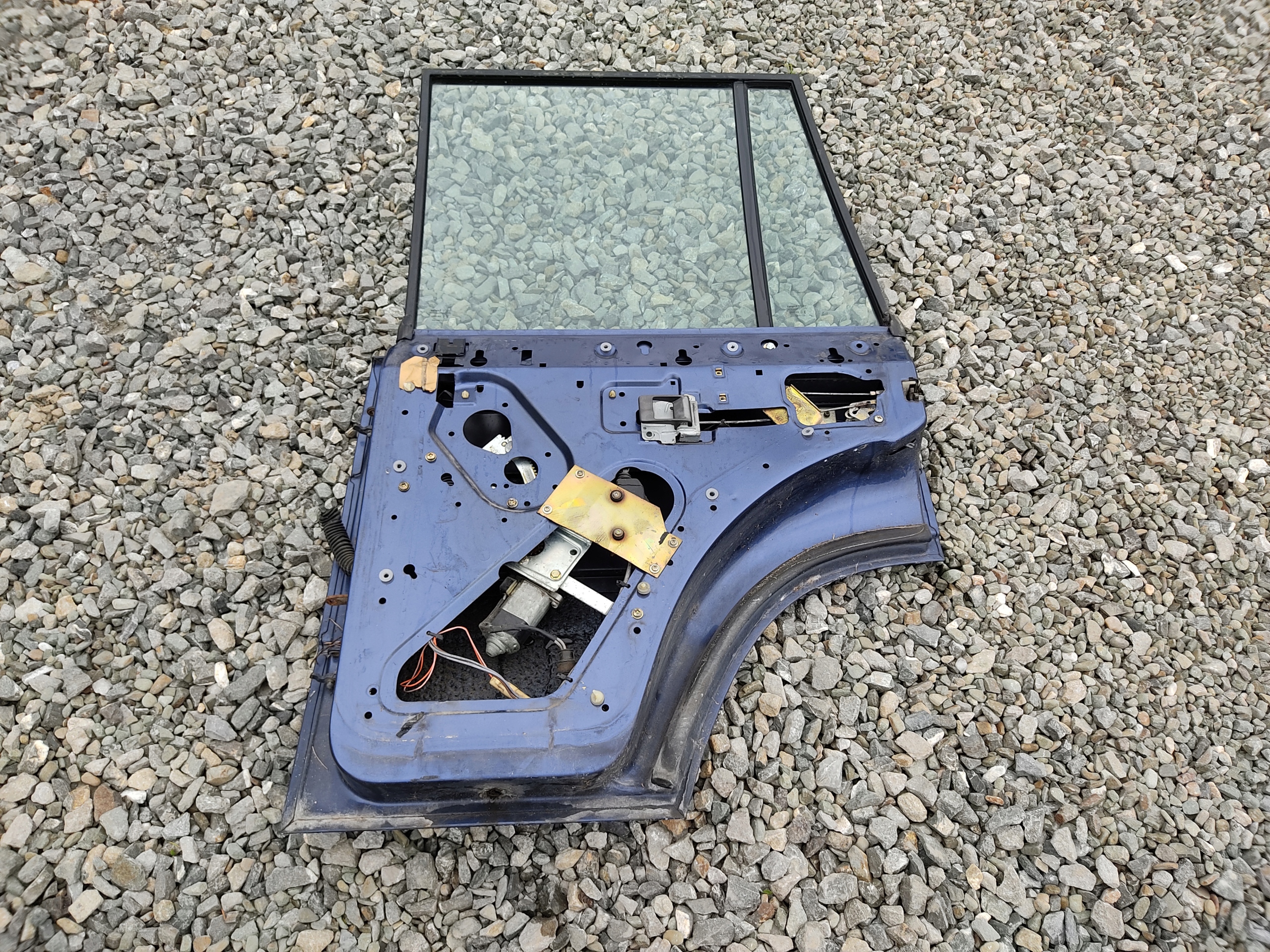 PRAVE ZADNE DVERE LAND ROVER RANGE ROVER I CLASSIC 1970-1994