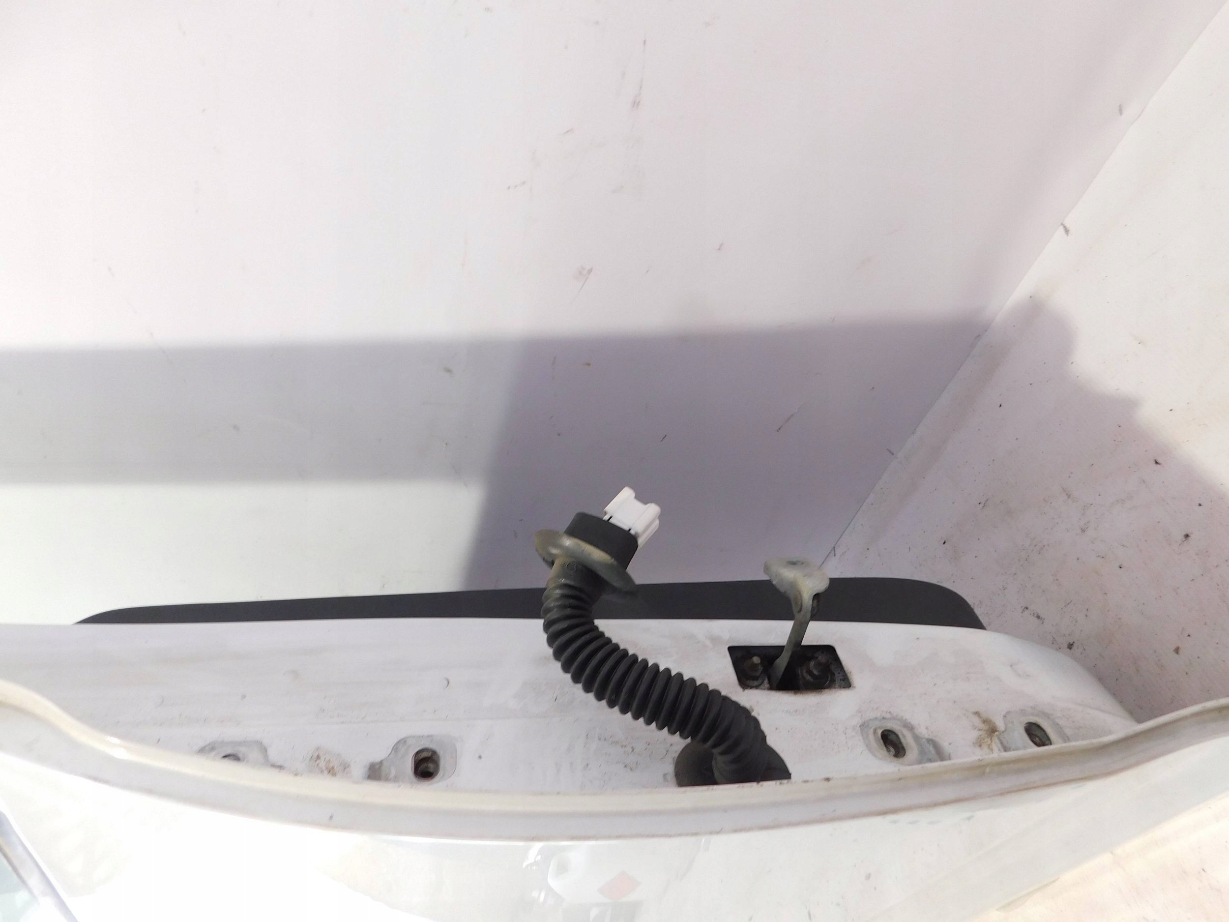 PRAVE ZADNE DVERE DACIA SANDERO II 2 0V369