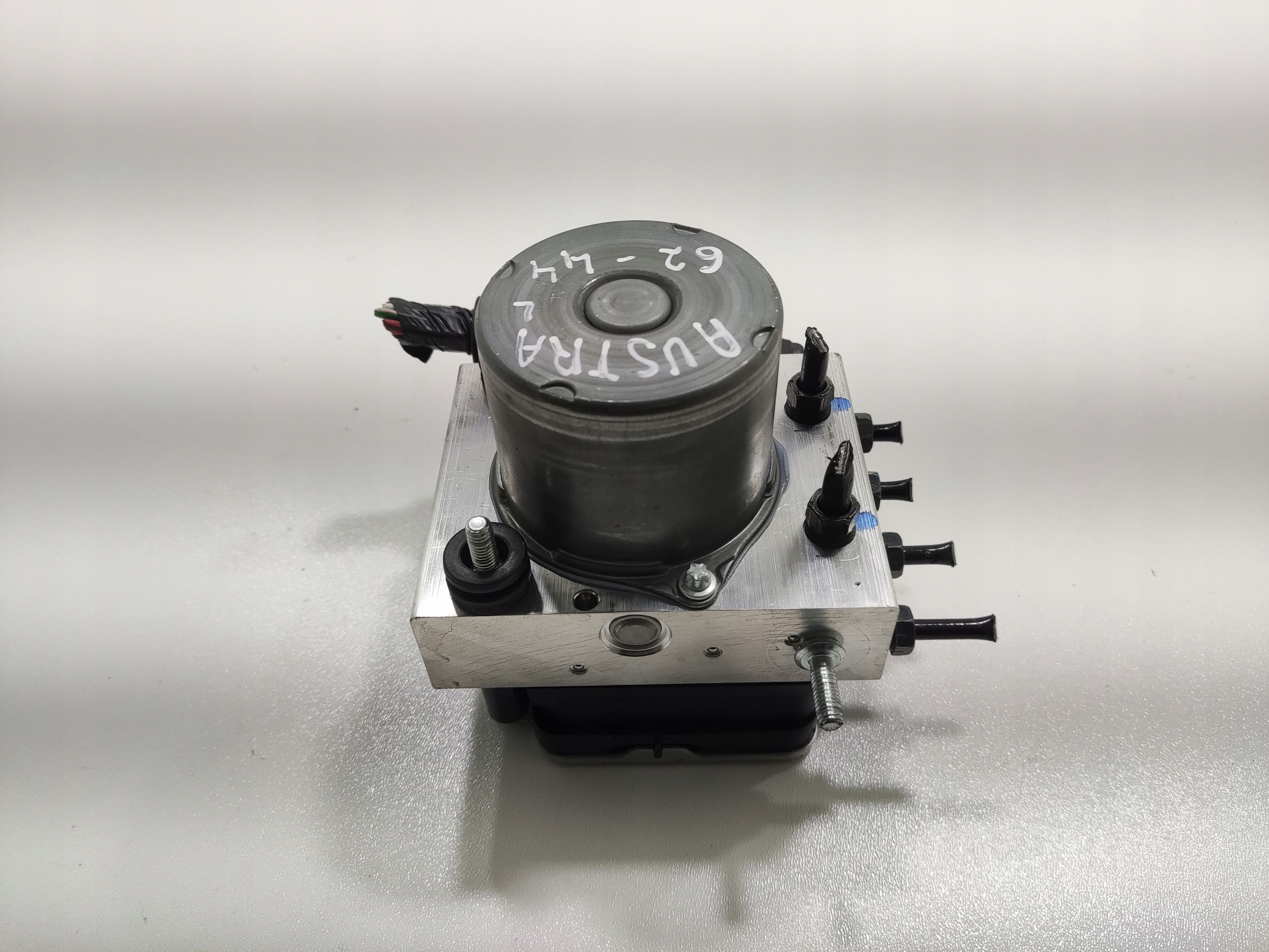 RIADIACA JEDNOTKA KOCKA ABS RENAULT AUSTRAL 1.2 E-TECH 2022-2025 476603961R