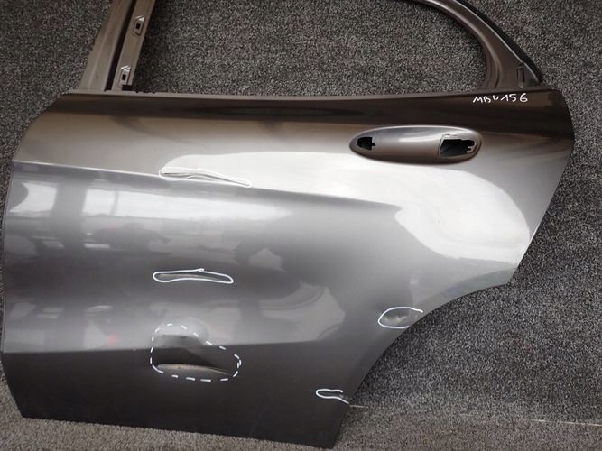 MERCEDES W156 156 GLA LAVE ZADNE DVERE