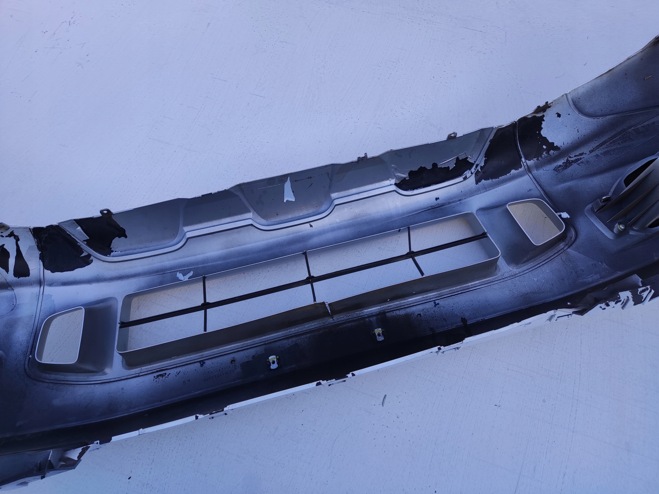 PREDNÝ NÁRAZNÍK KOMPLETNY FORD RANGER V 2012-2015